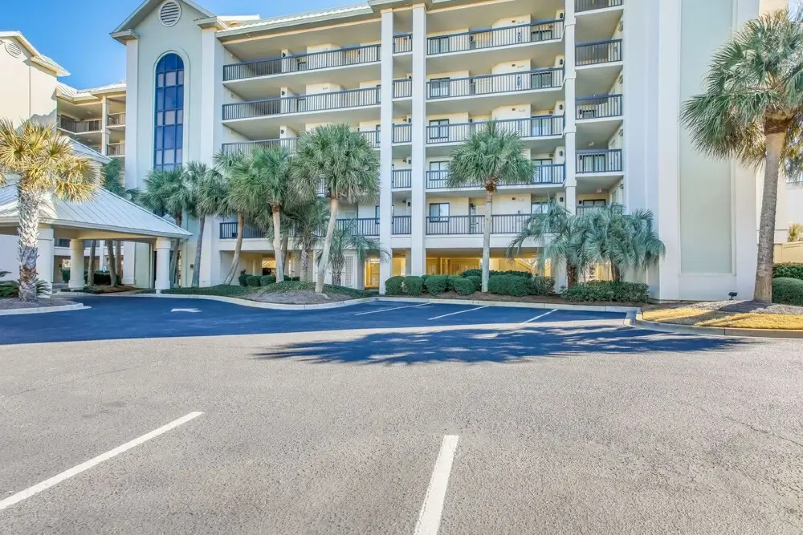Pawleys Island Condo - Balcony, Pool And Ocean Views