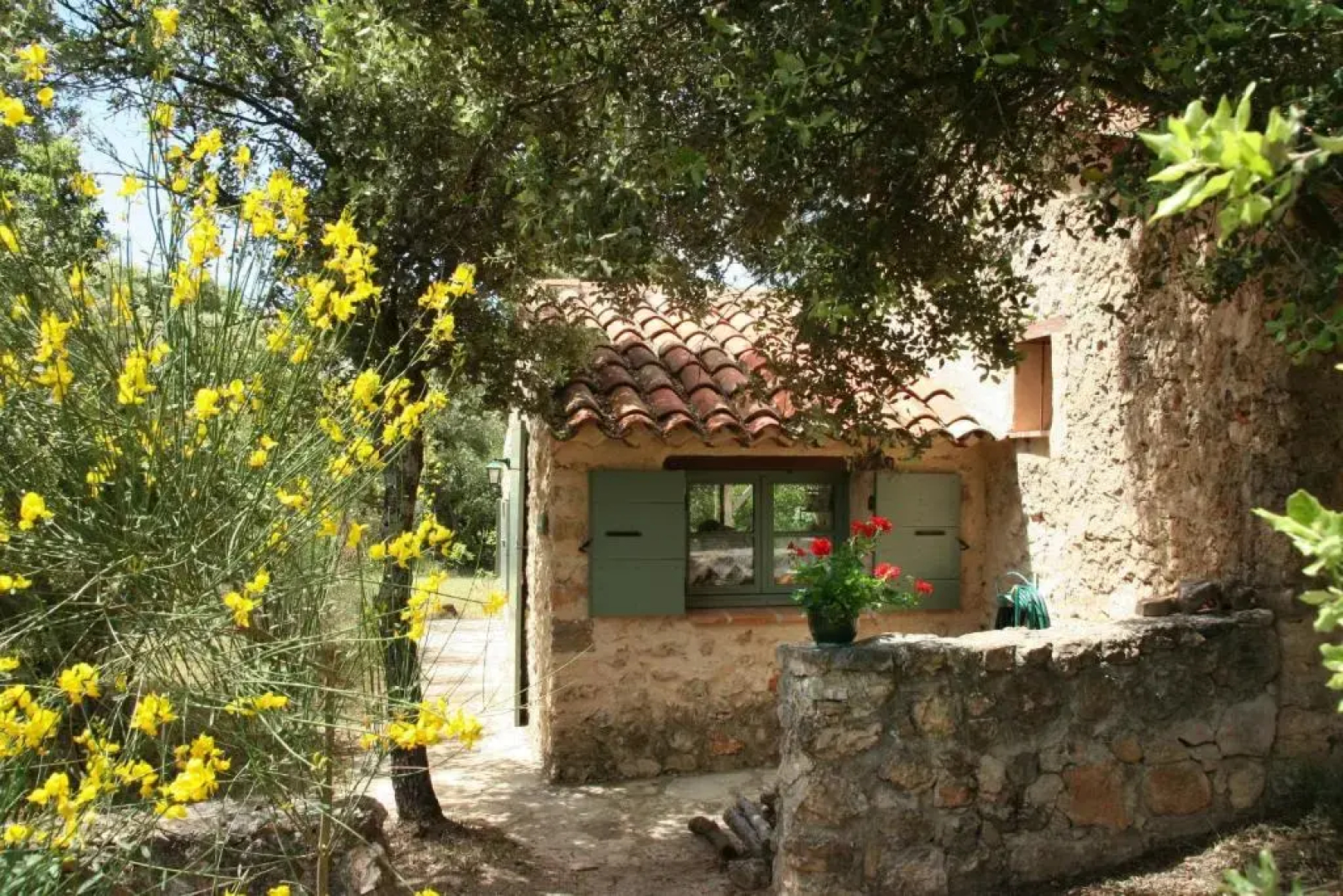 Lou Petarel, Charming house with shared pool, nature an calm in Provence