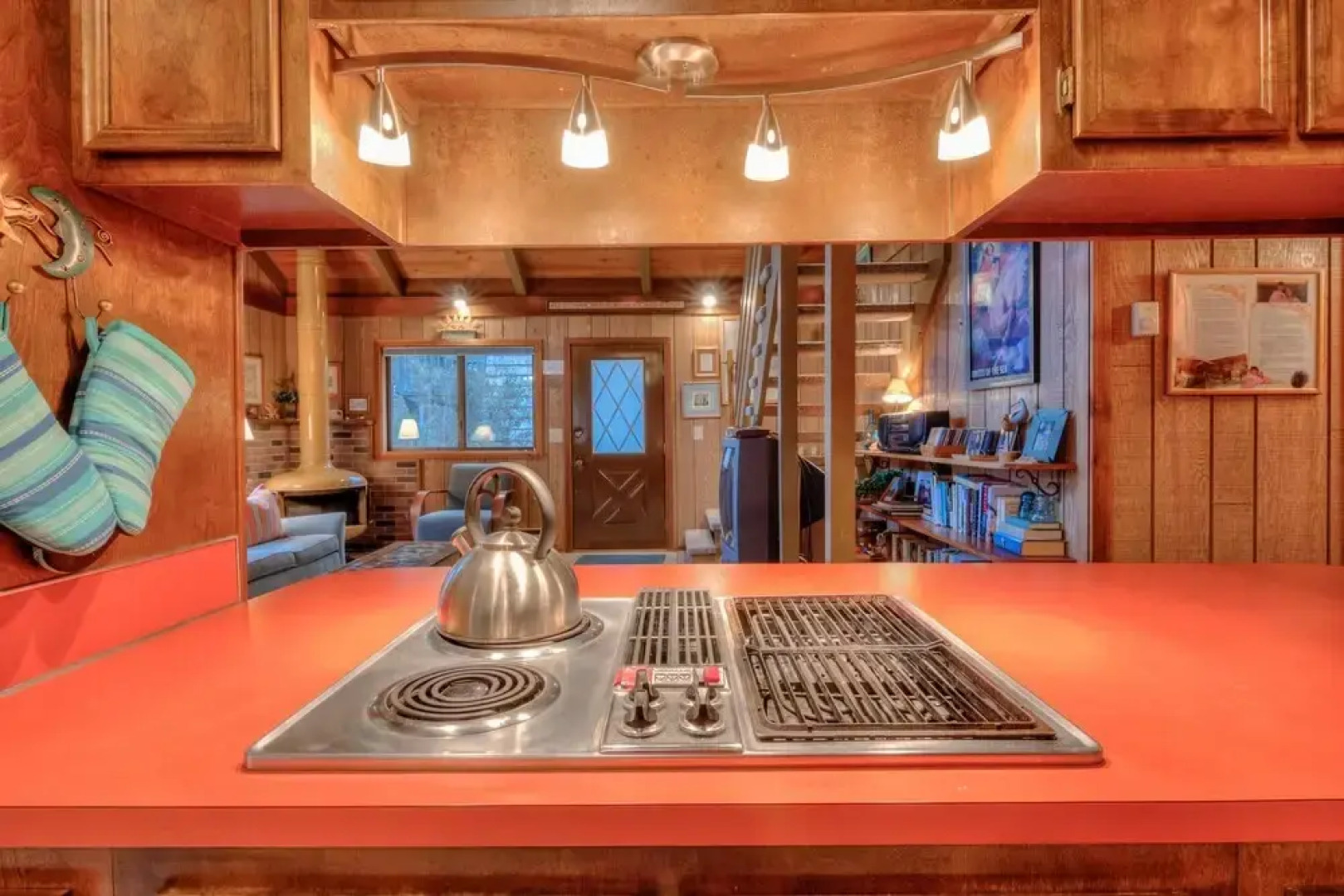 Amazing Place (MCA 1295)