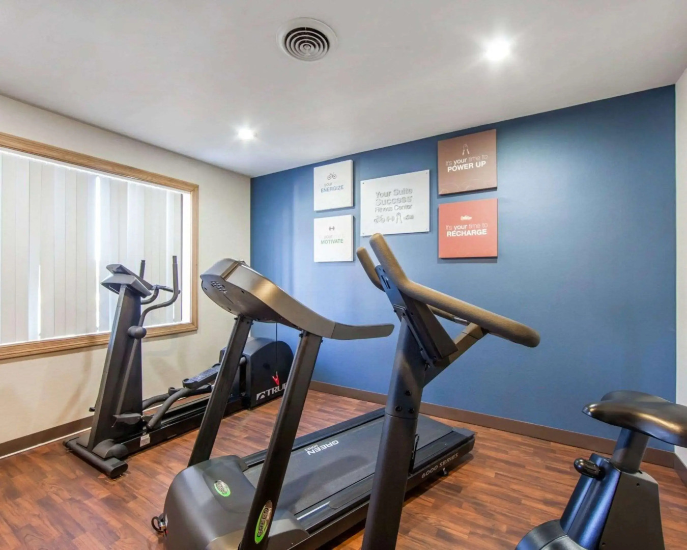 Comfort Suites London South