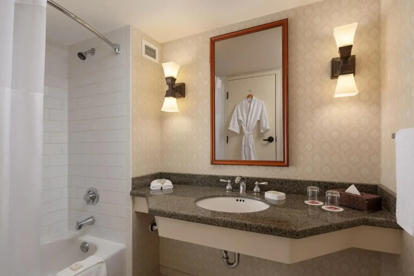 St. Eugene Golf Resort & Casino