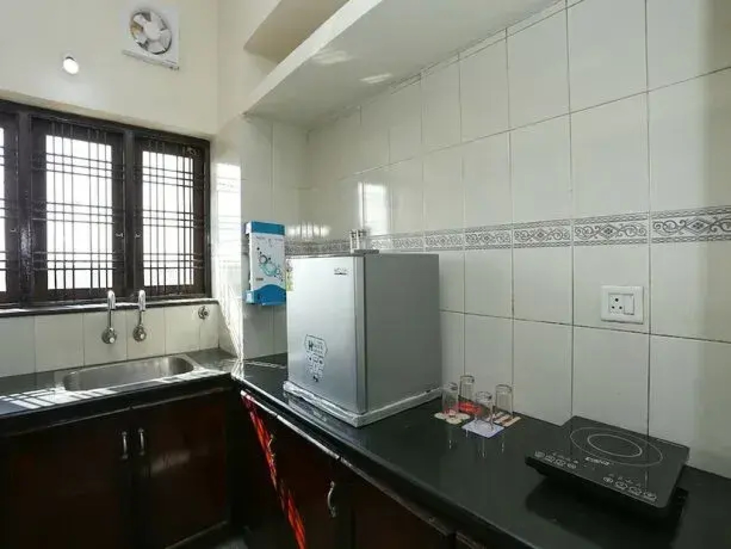 OYO 15412 Home 2BHK Aluva Metro Station