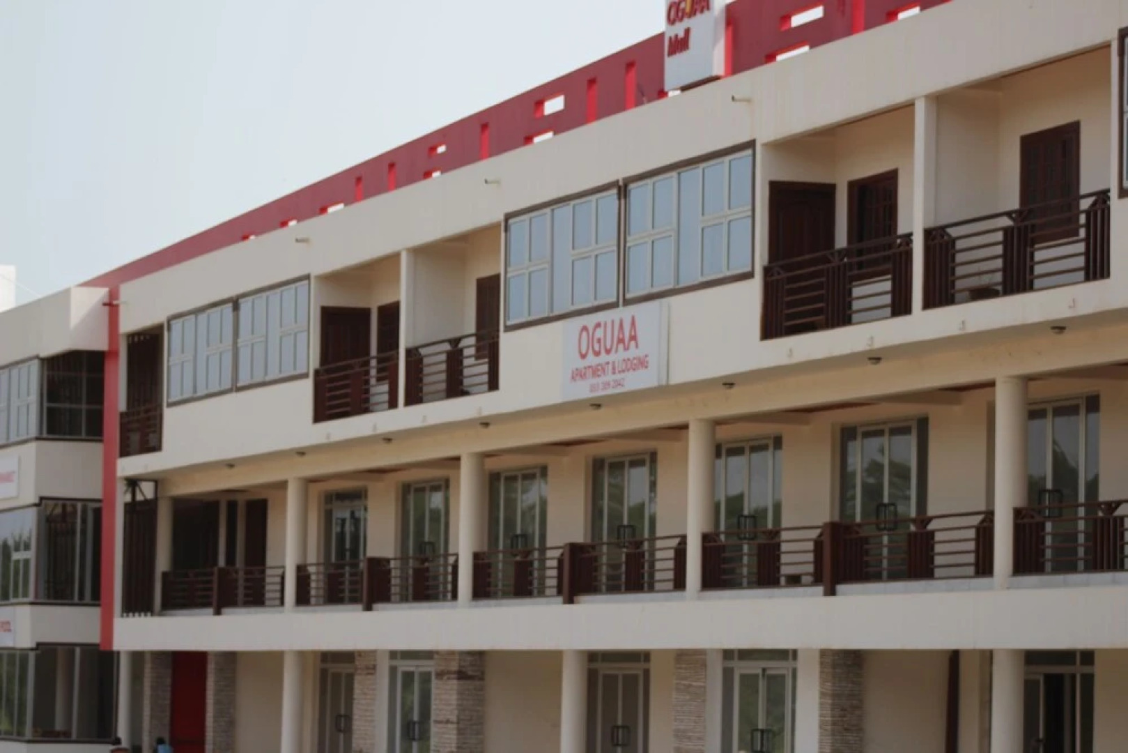 Oguaa Apartments & Lodging