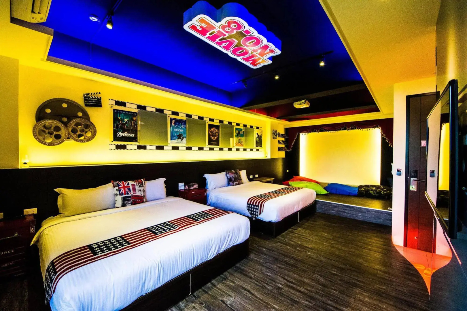 C'est La Vie No. 8 B&B