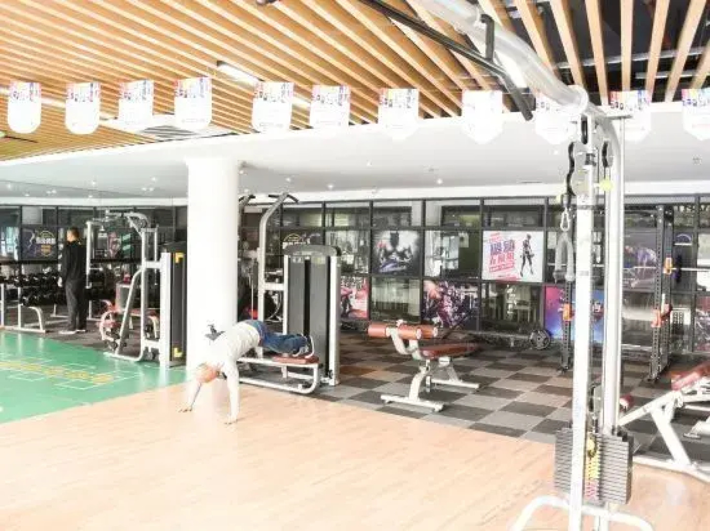 Tuwo Colorful City Garden Resort