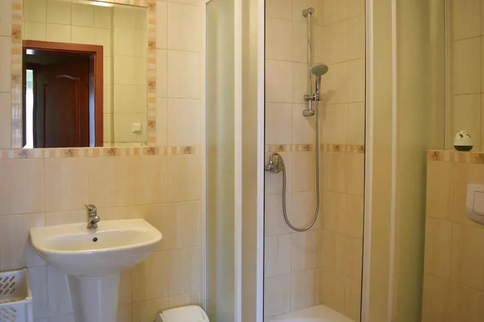 Semi-detached House With Fireplace, Rowy