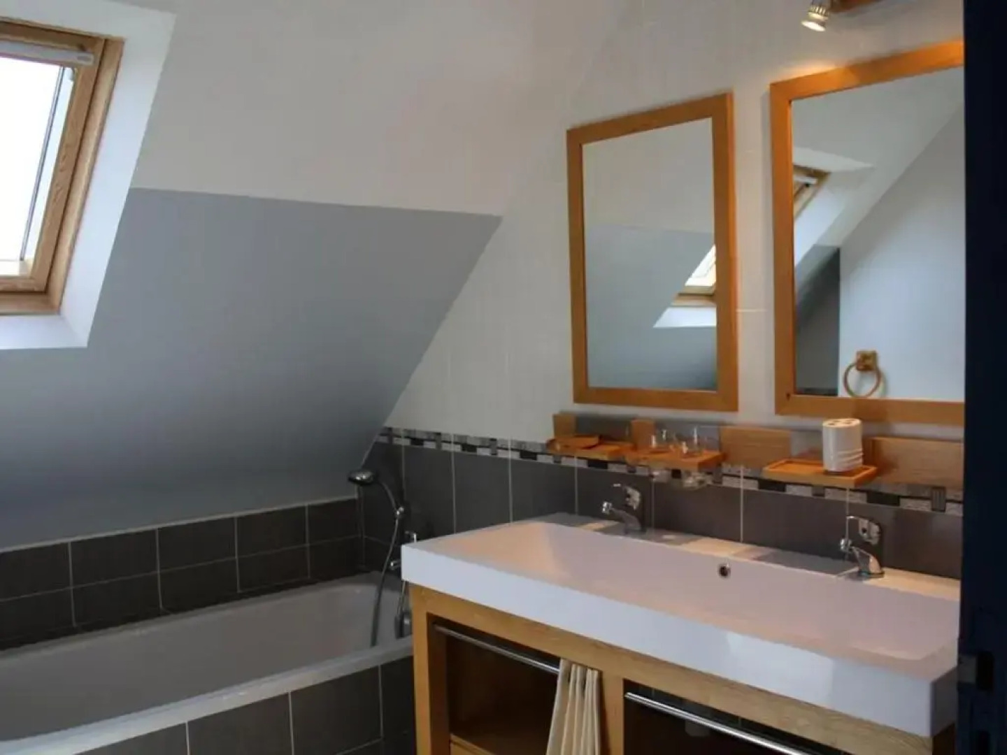 Maison Locmaria, 5 pièces, 9 personnes - FR-1-418-12