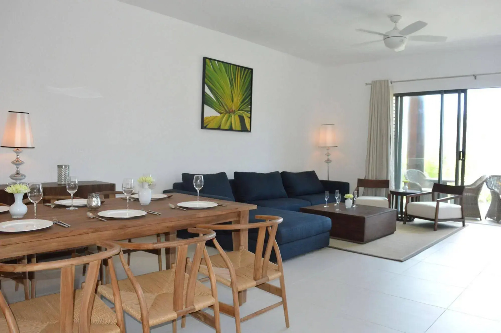 Rose Des Sables Beachfront Apartments