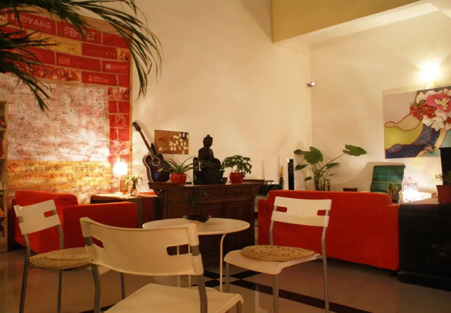 Luoyang Longmen Youth Hostel