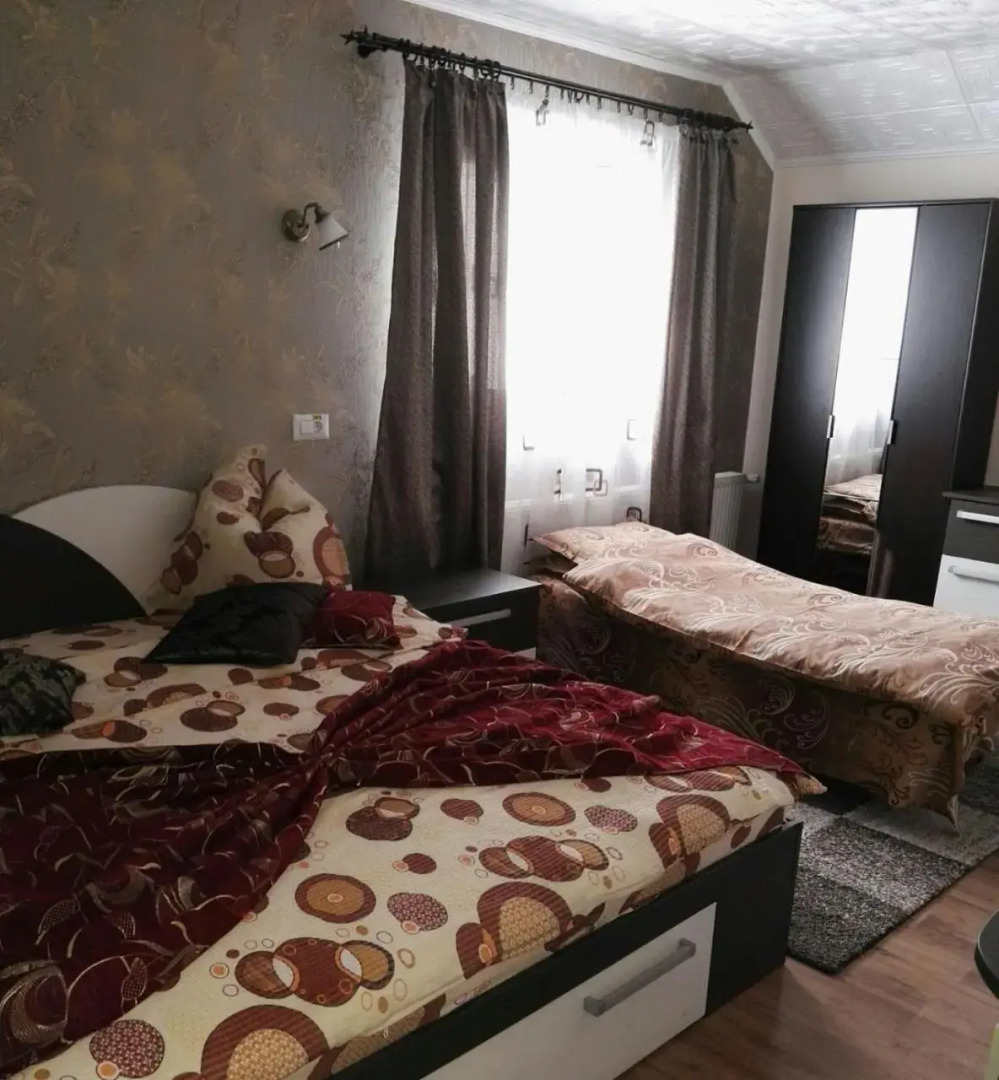 Camere-Apartament Steyna