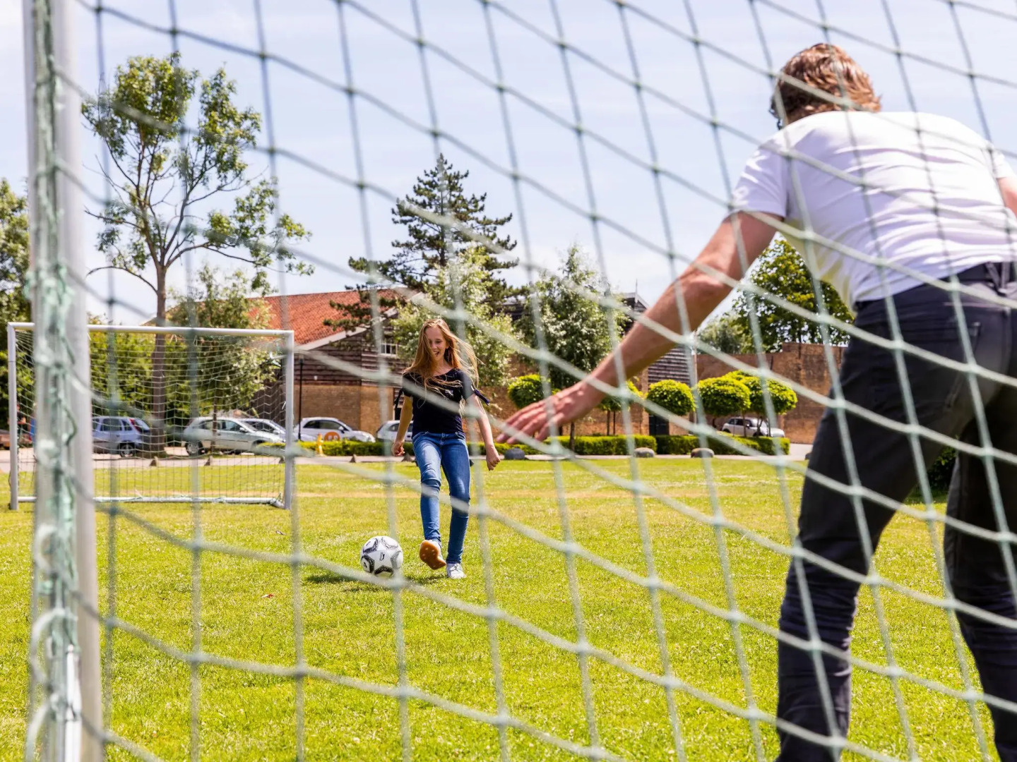 Modern chalet with dishwasher, only 18 km. from Rotterdam