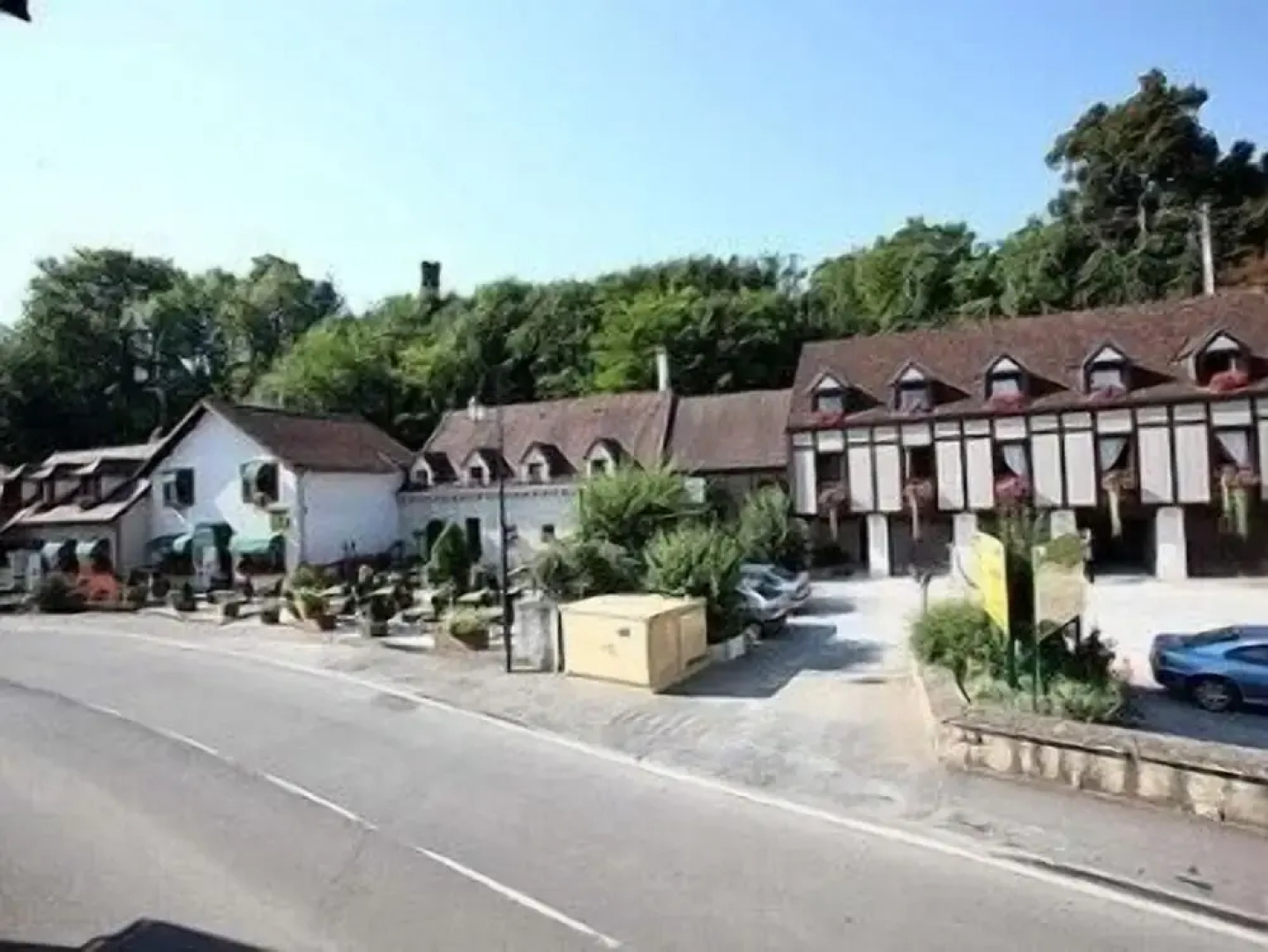 Hôtel Restaurant Le Bourguignon