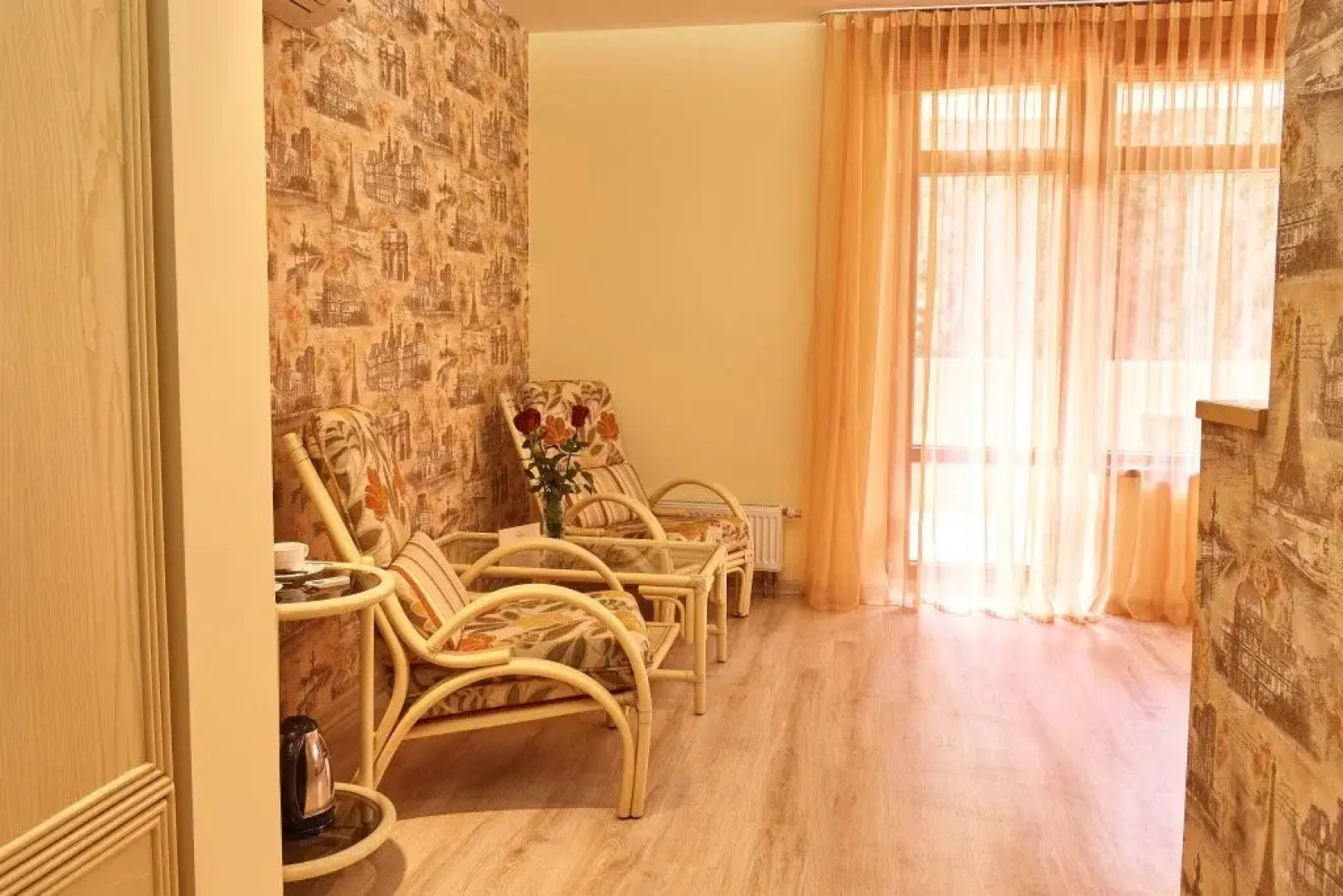 Тиссен Хаус