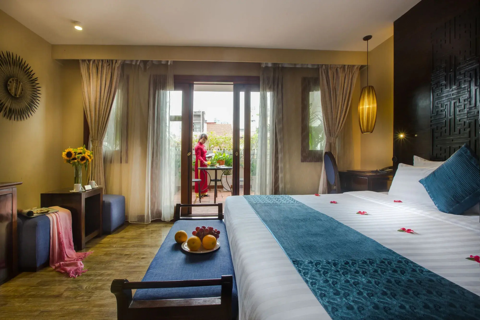 Oriental Suites Hotel & Spa