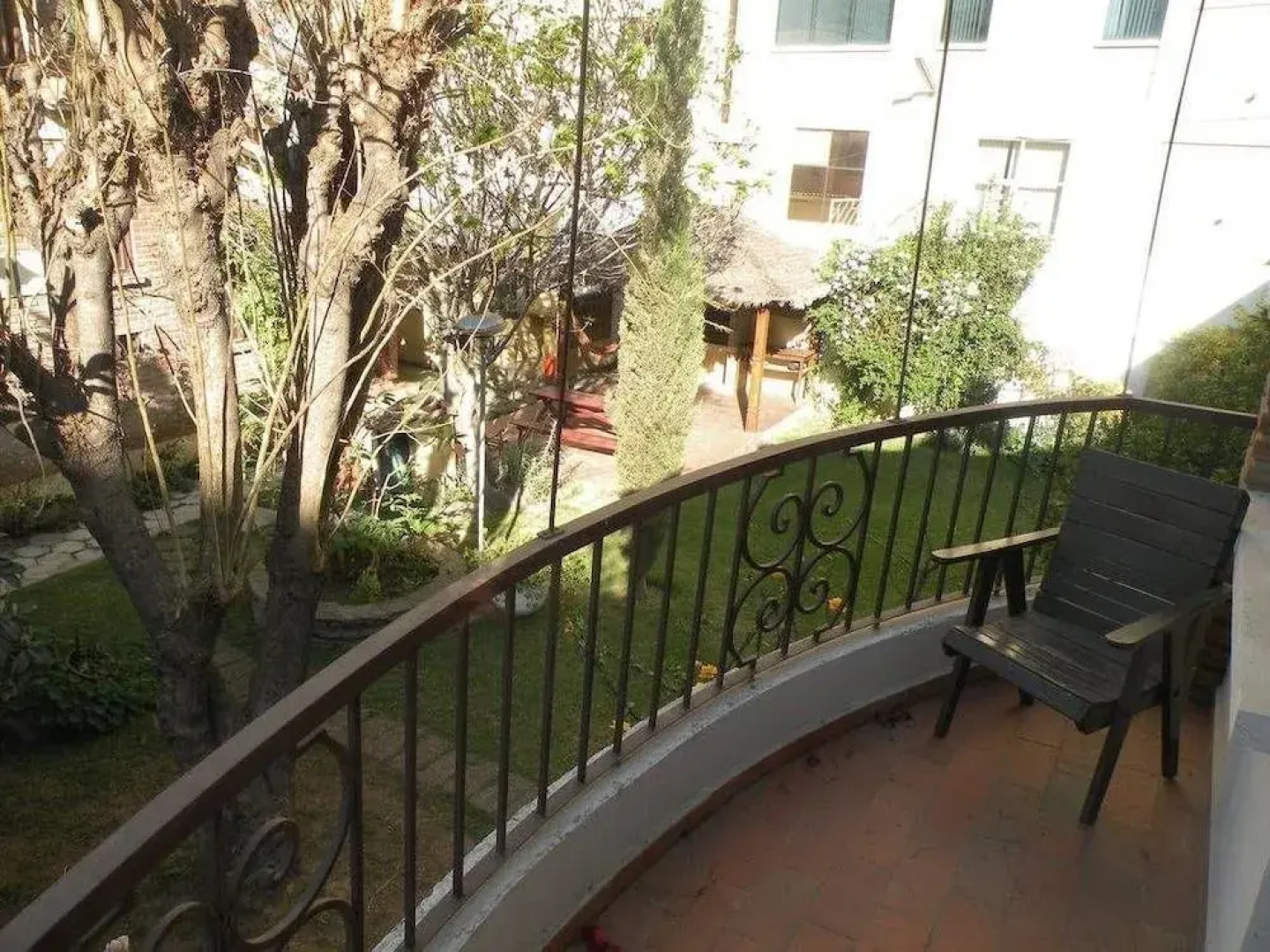 El Jardin Suites and Guest House