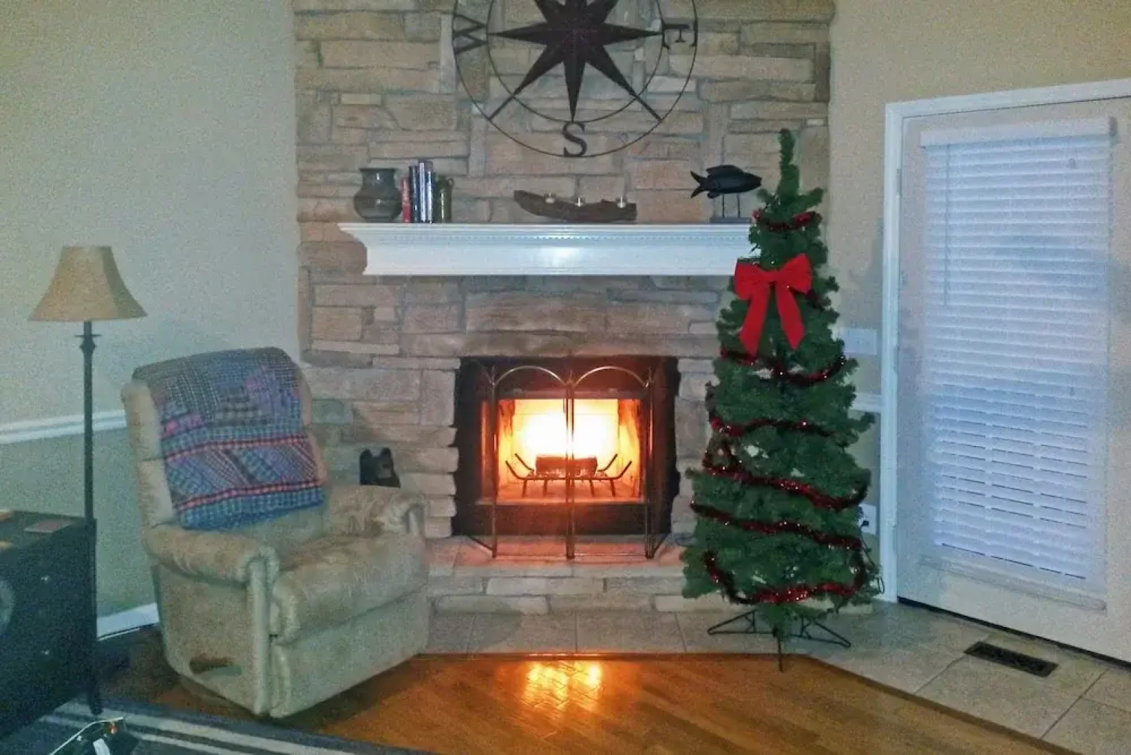 Lakefront Hiawassee Home w/ Boat Dock & Hot Tub!