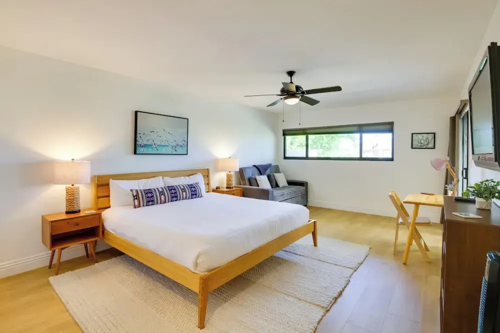 Solana Beach Condo w/ Community Pool, Beach Access