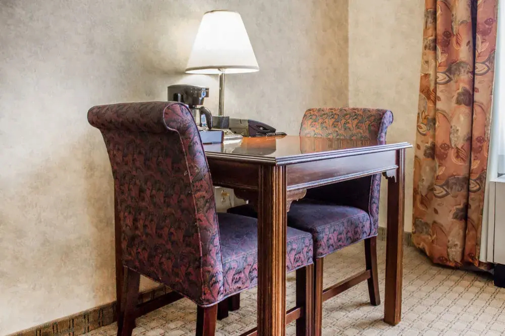 Ramada by Wyndham Bel Aire Erie