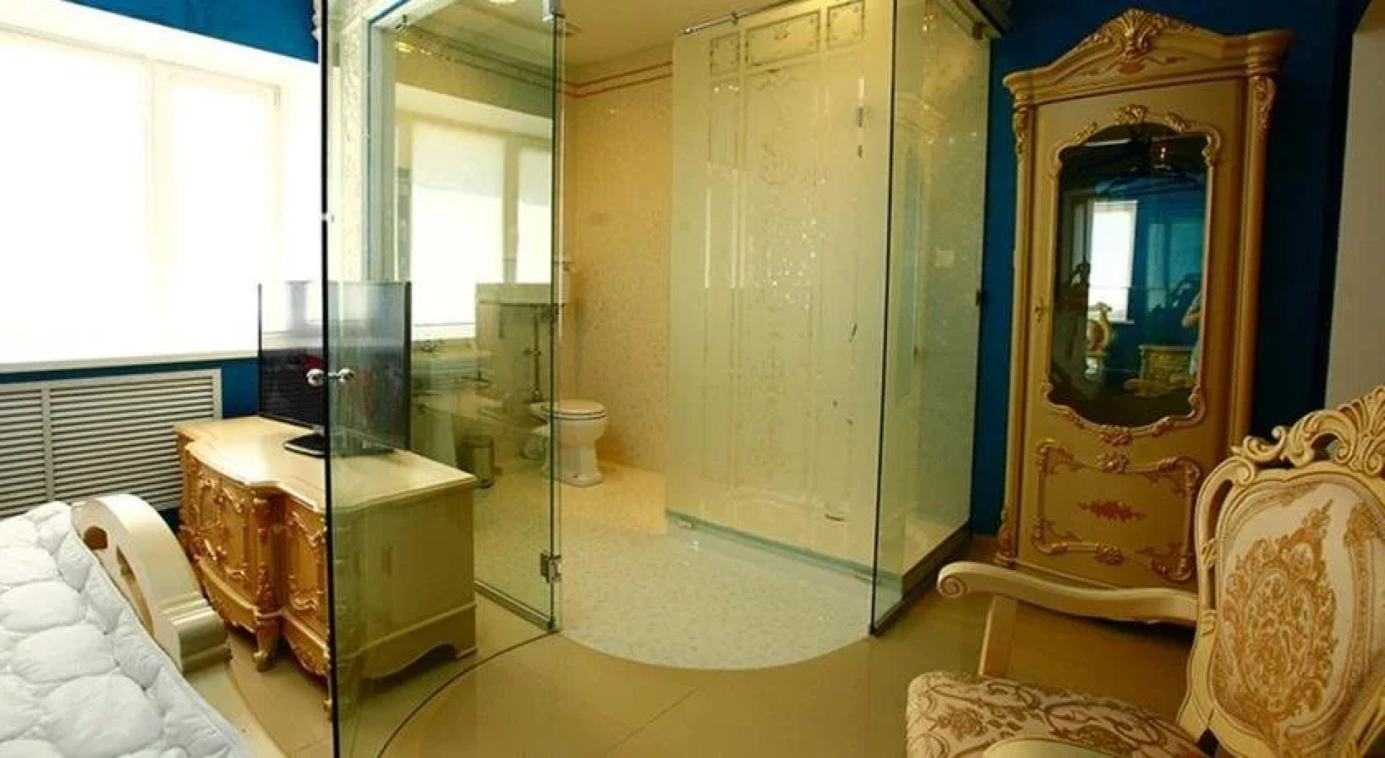 Bruel Hotel