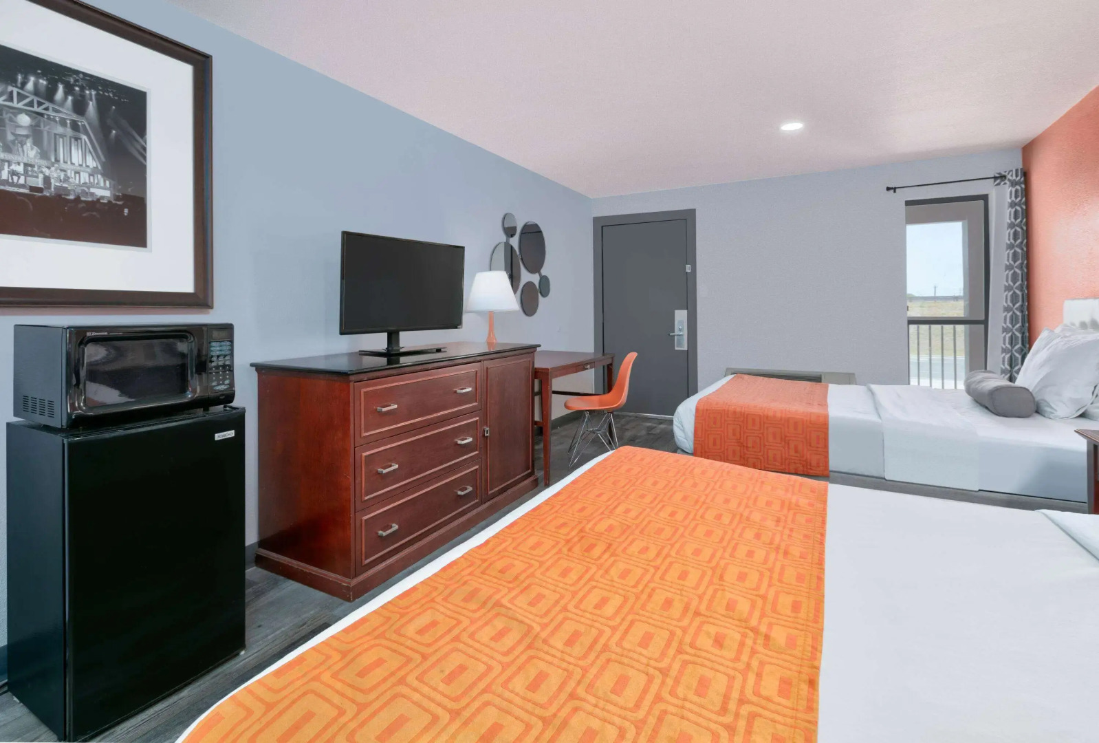 Howard Johnson by Wyndham San Marcos