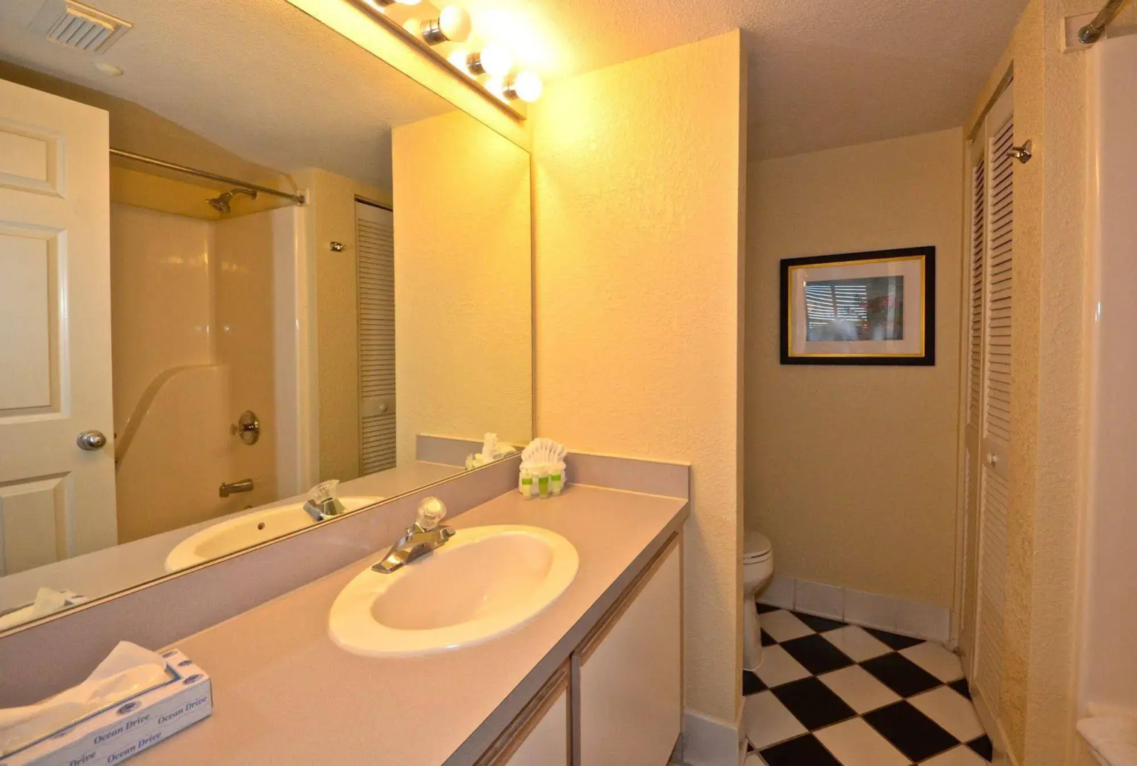 Sunrise Suites Resort