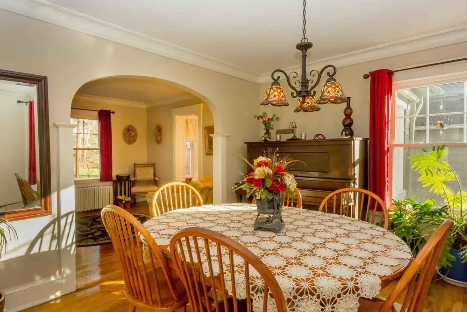 Enchanted Cottage on Glen