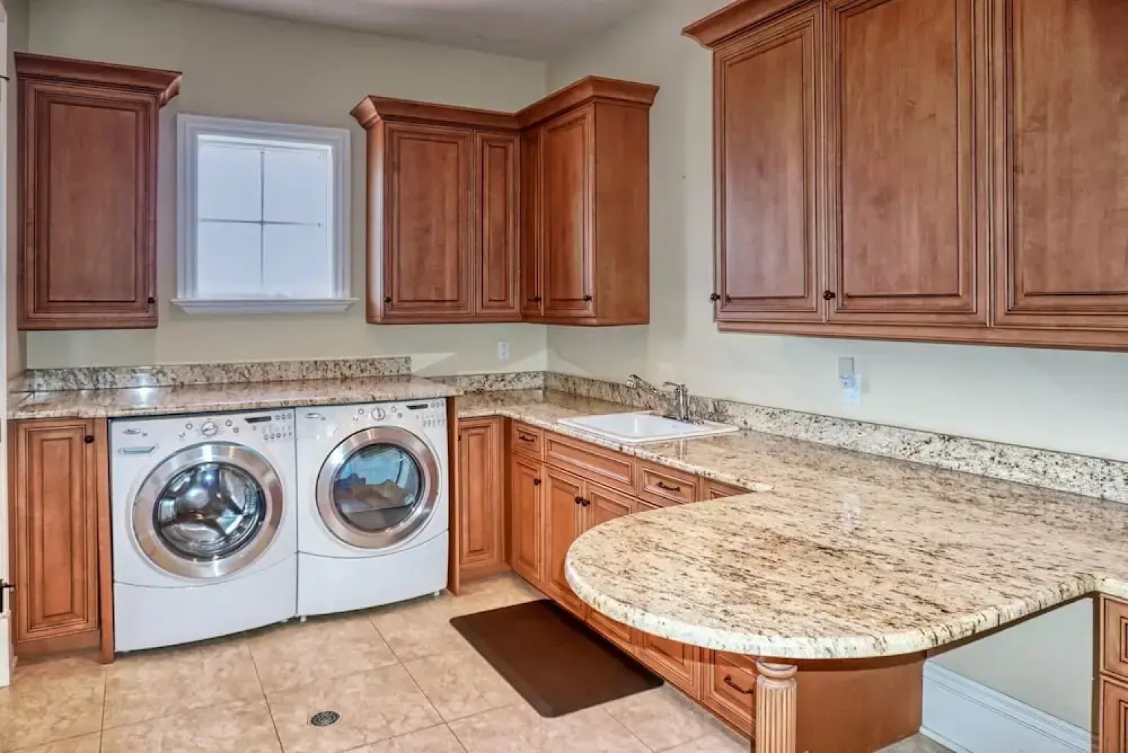 Tierra Verde St Petersburg Waterfront Estate by TechTravel