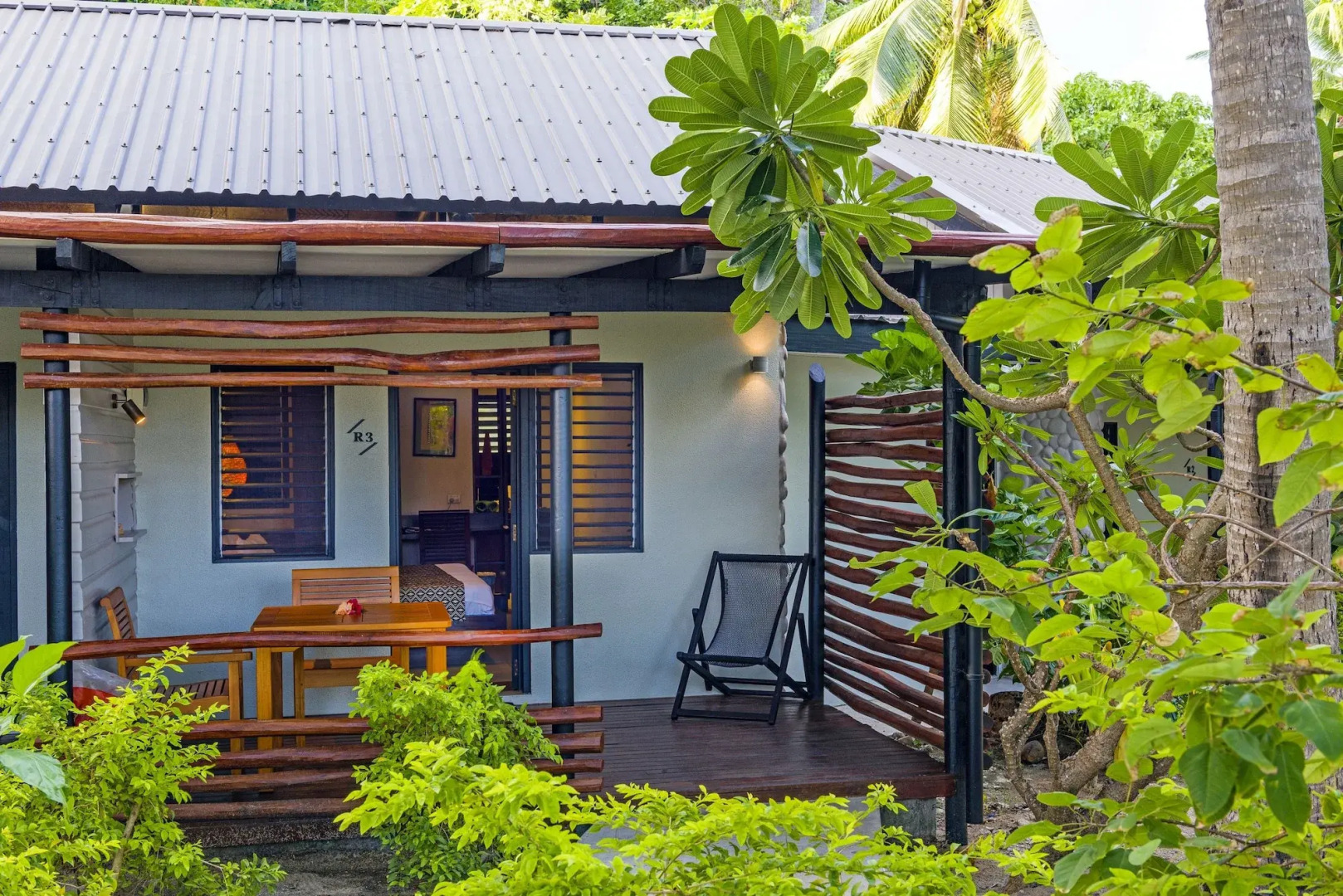 Matamanoa Island Resort