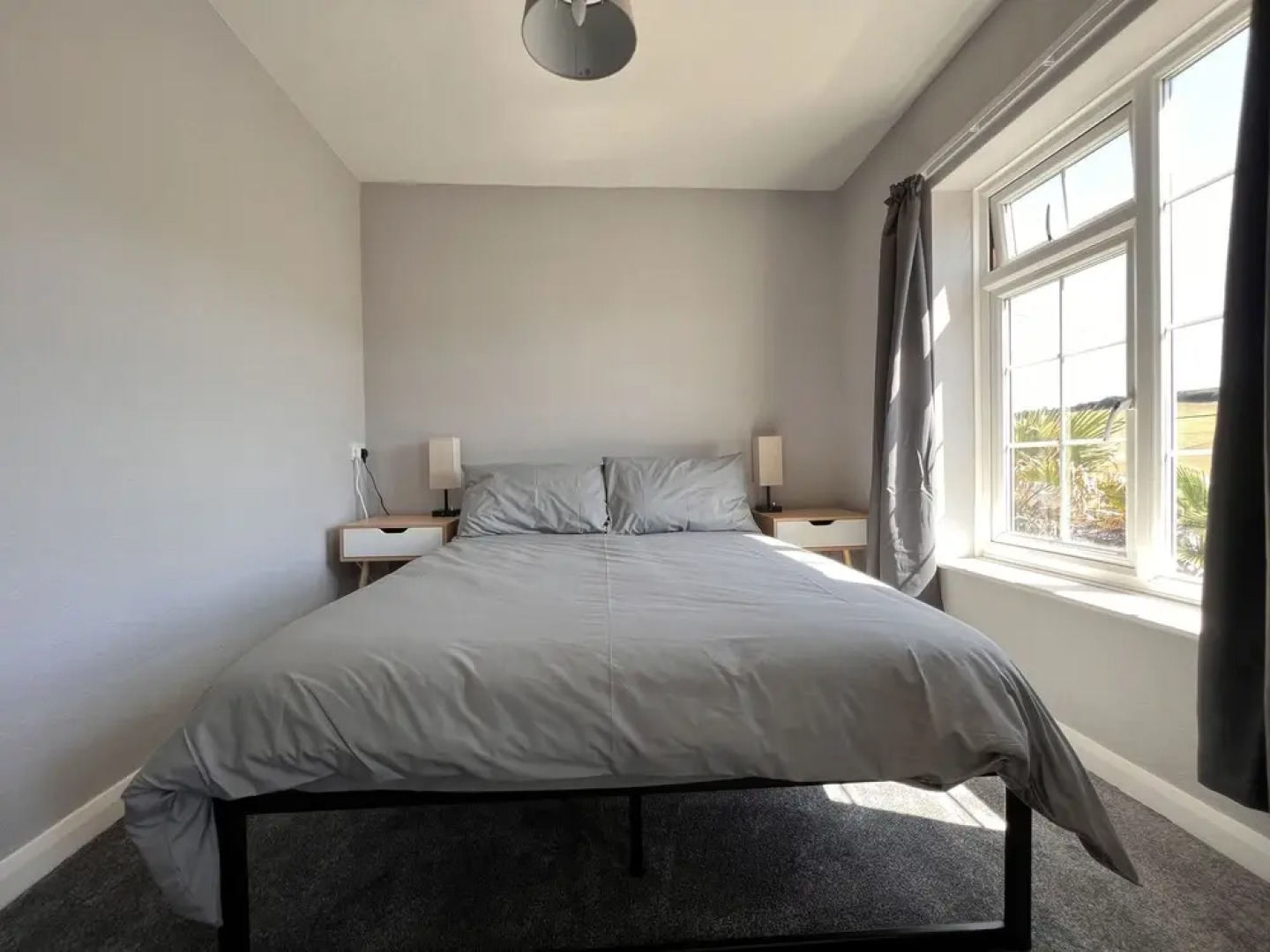 Sea View Hotel - Sandpebbles