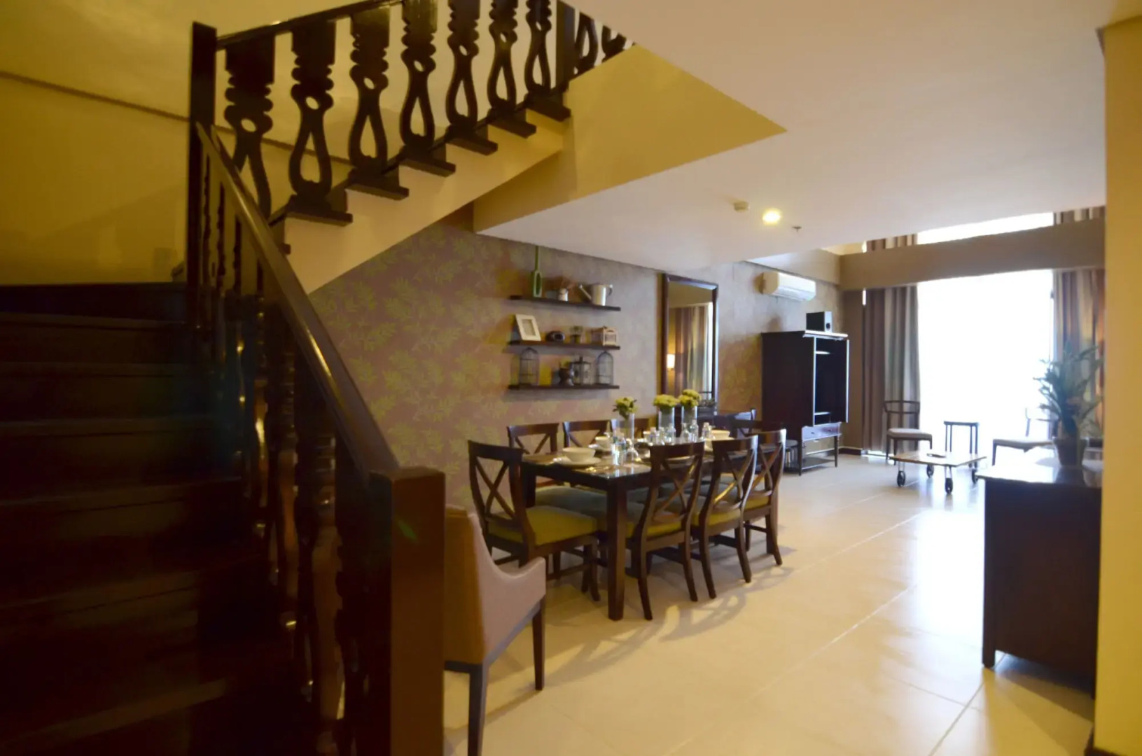 Crosswinds Resort Suites