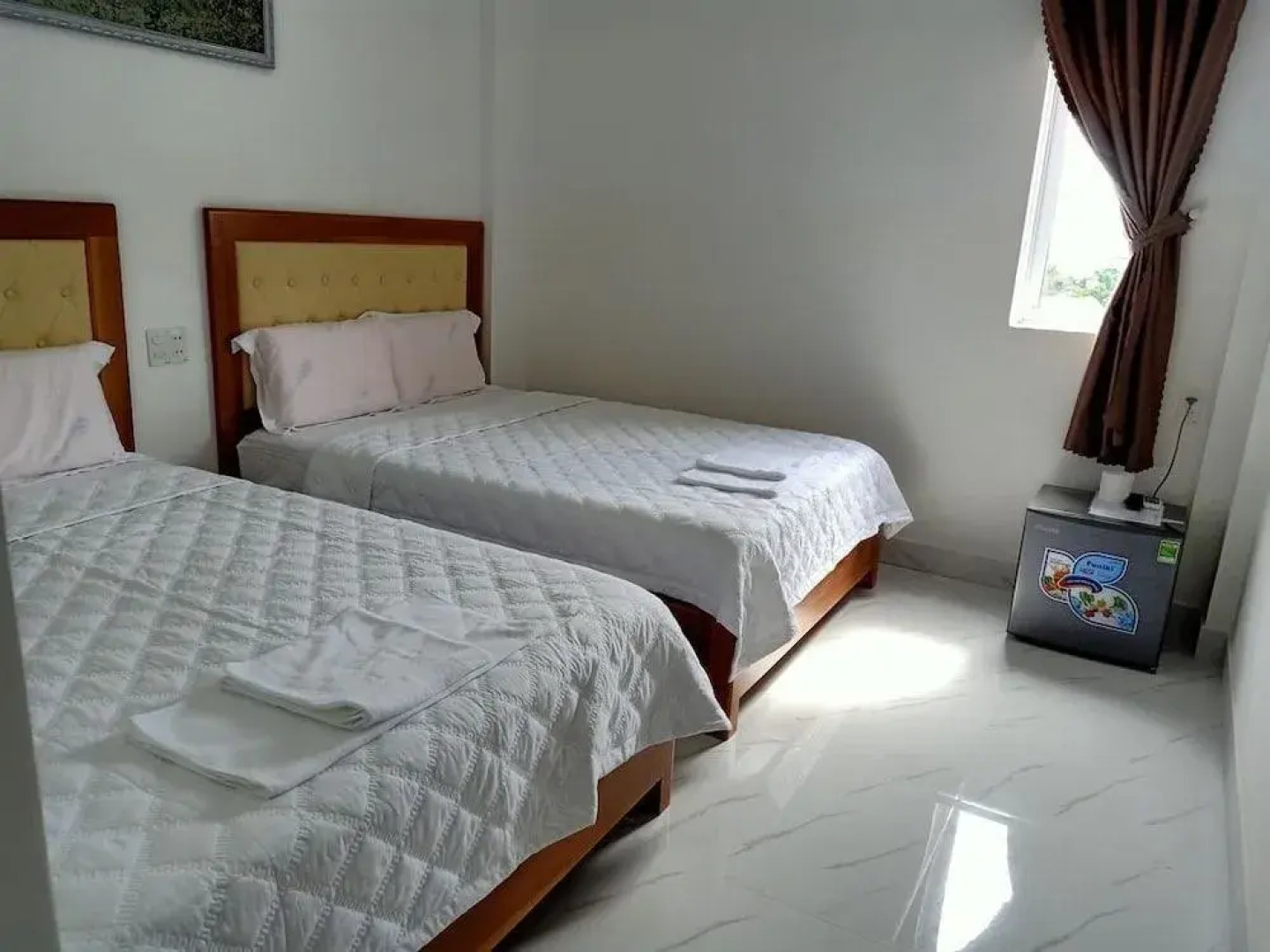 Khách Sạn Hoàng Nhi