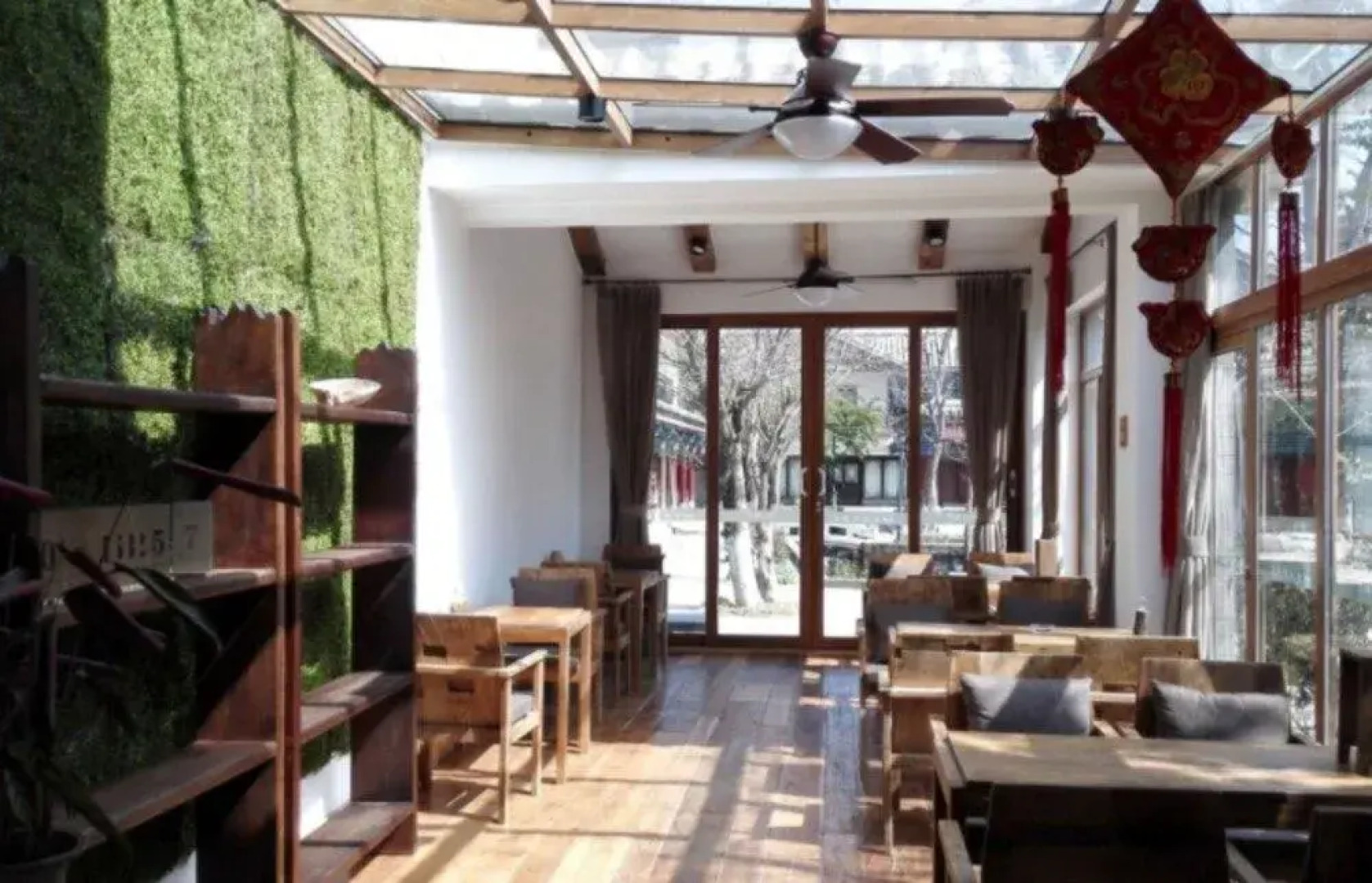 Chuxiong Courtyard China Theme Hostel