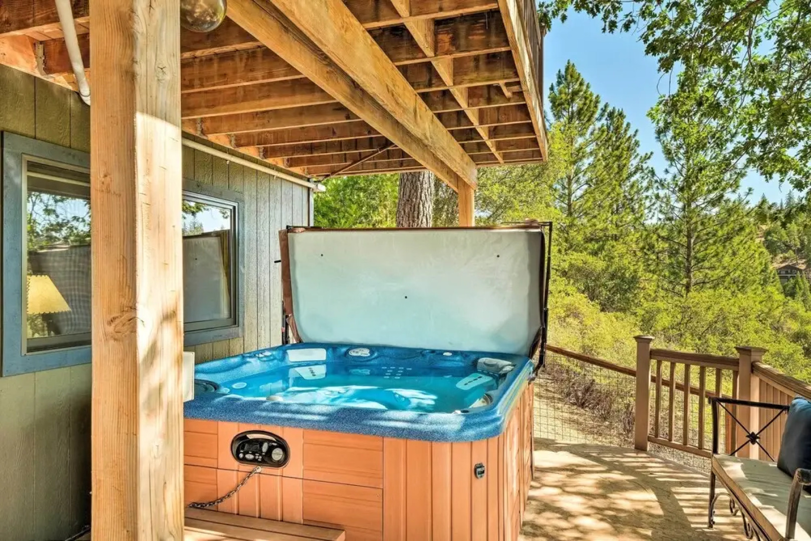 Groveland Lake House w/ Hot Tub & Water Views