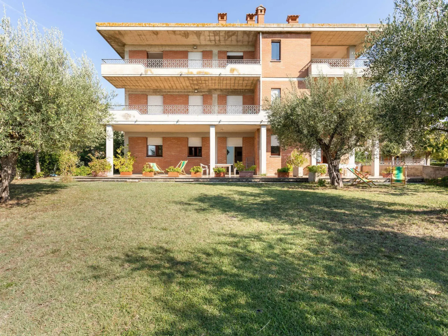 Home in Tuoro sul Trasimeno Near Lago Trasimeno