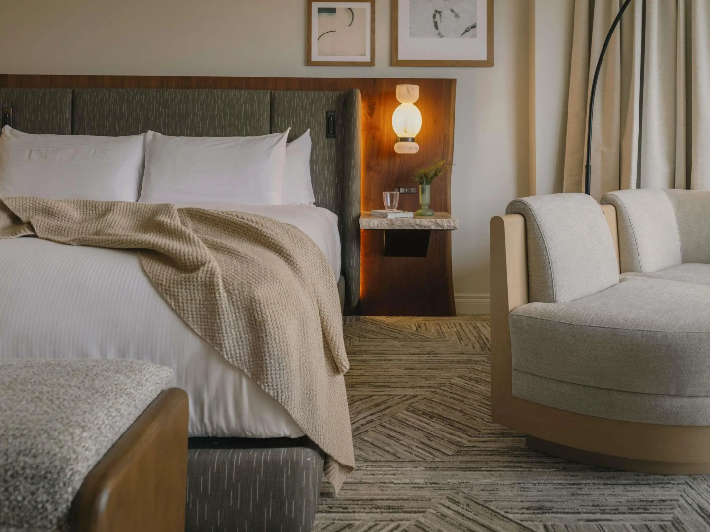 Rimrock Banff, Emblems Collection