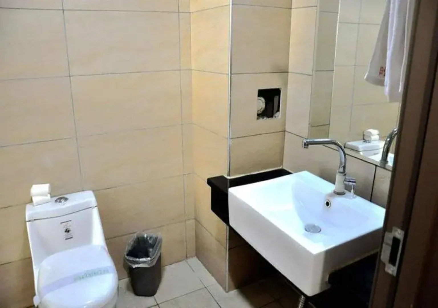 Yinchuan Zhengyang Fast Hotel West Jiefang Street Branch