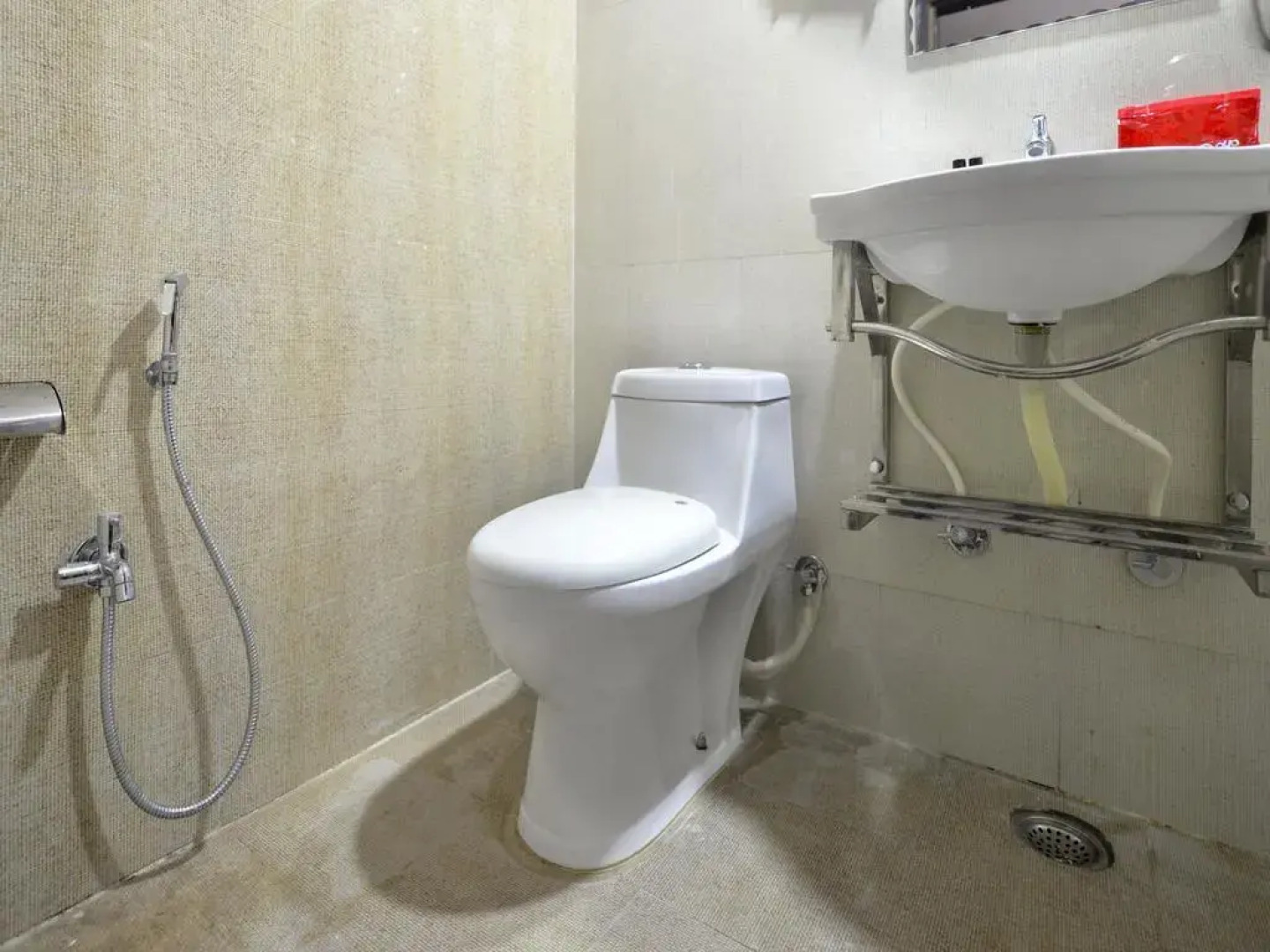 Collection O 3169 Hotel Lotus Grand