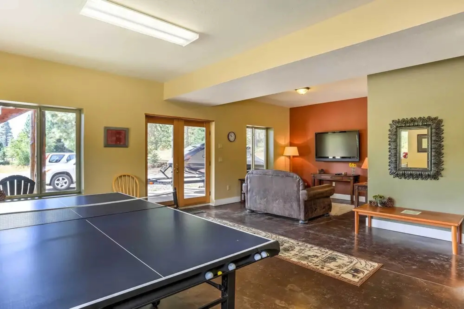 13 Mi to Ski Slopes: Log Home on 60 Private Acres!