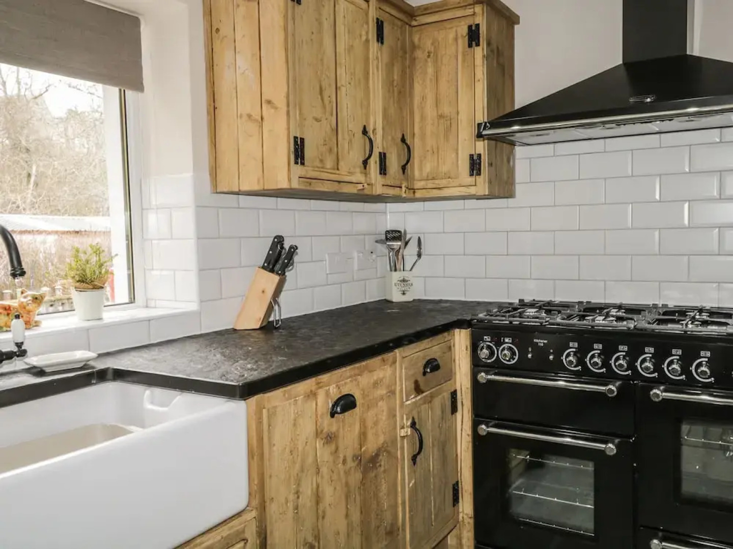 Bridgend House B & B