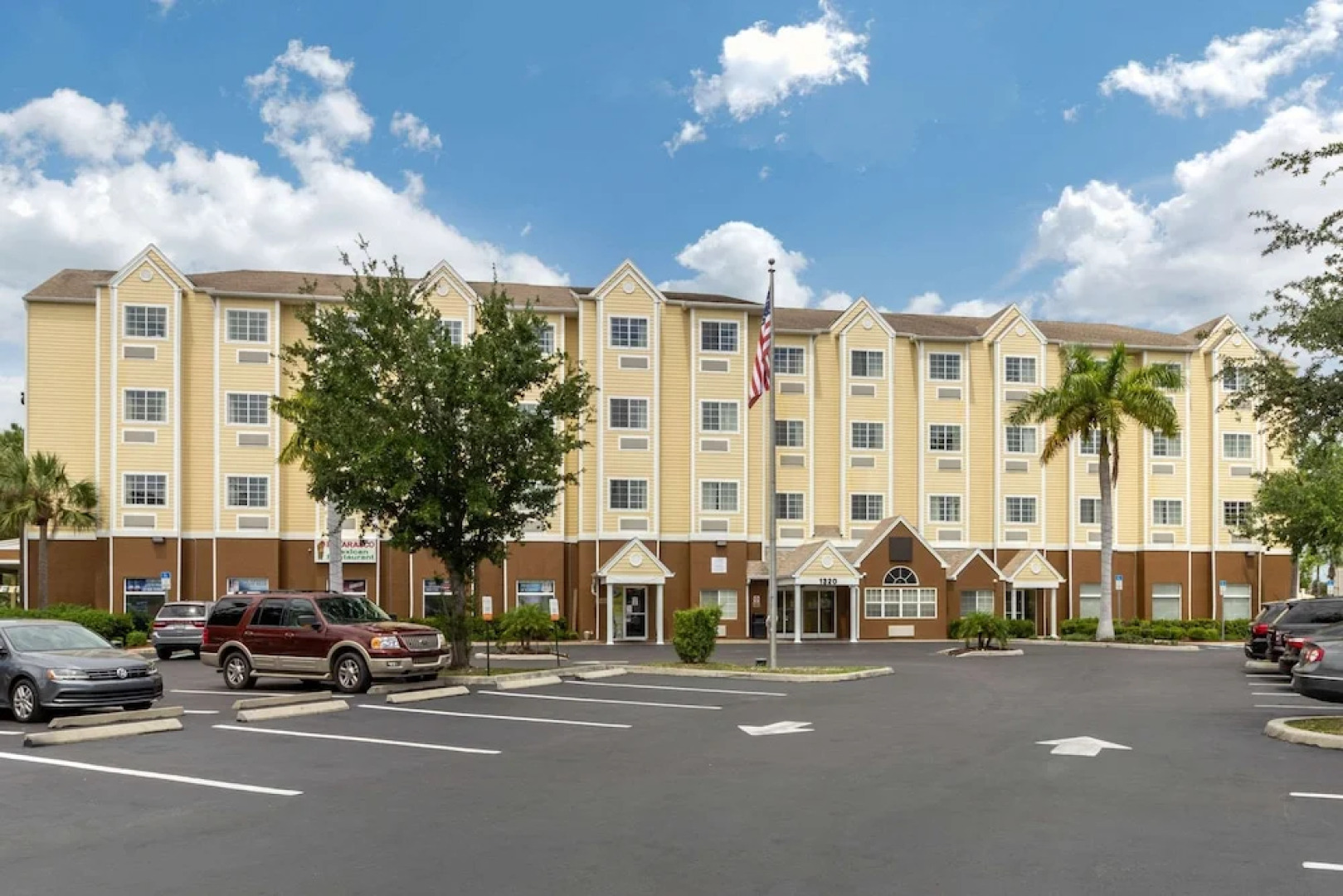Microtel Inn & Suites by Wyndham Lehigh
