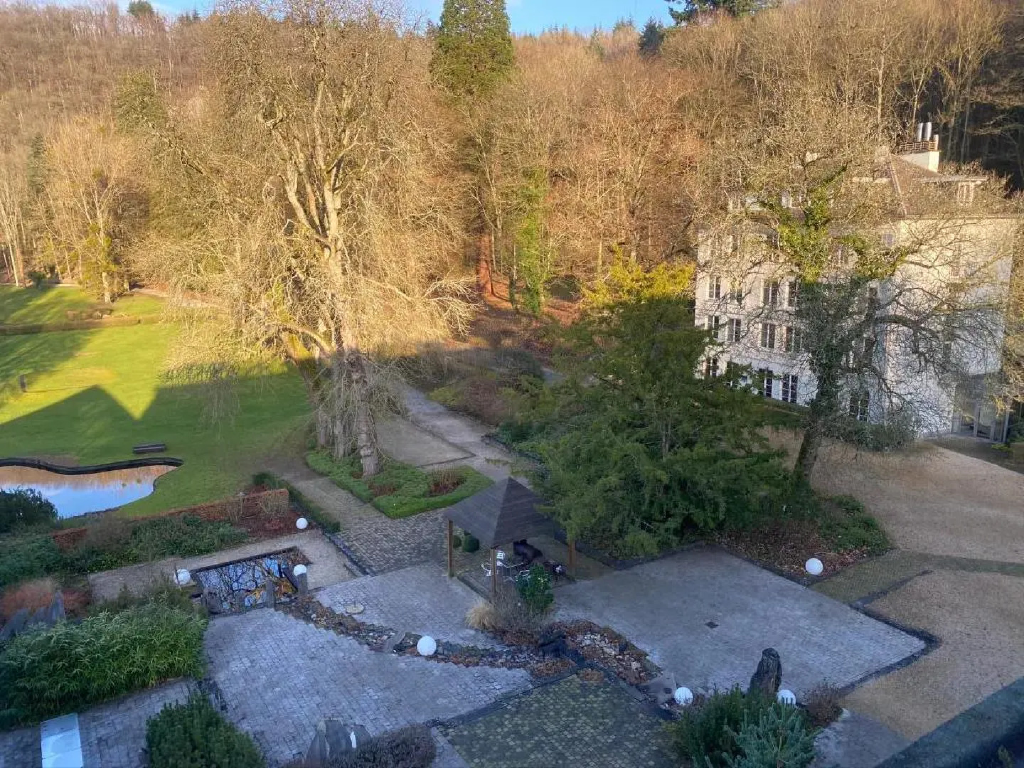 Castel de Pont-à-Lesse Hotel