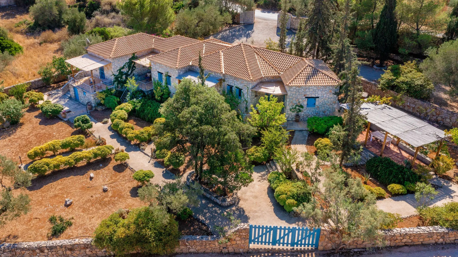 Strofilia Villas