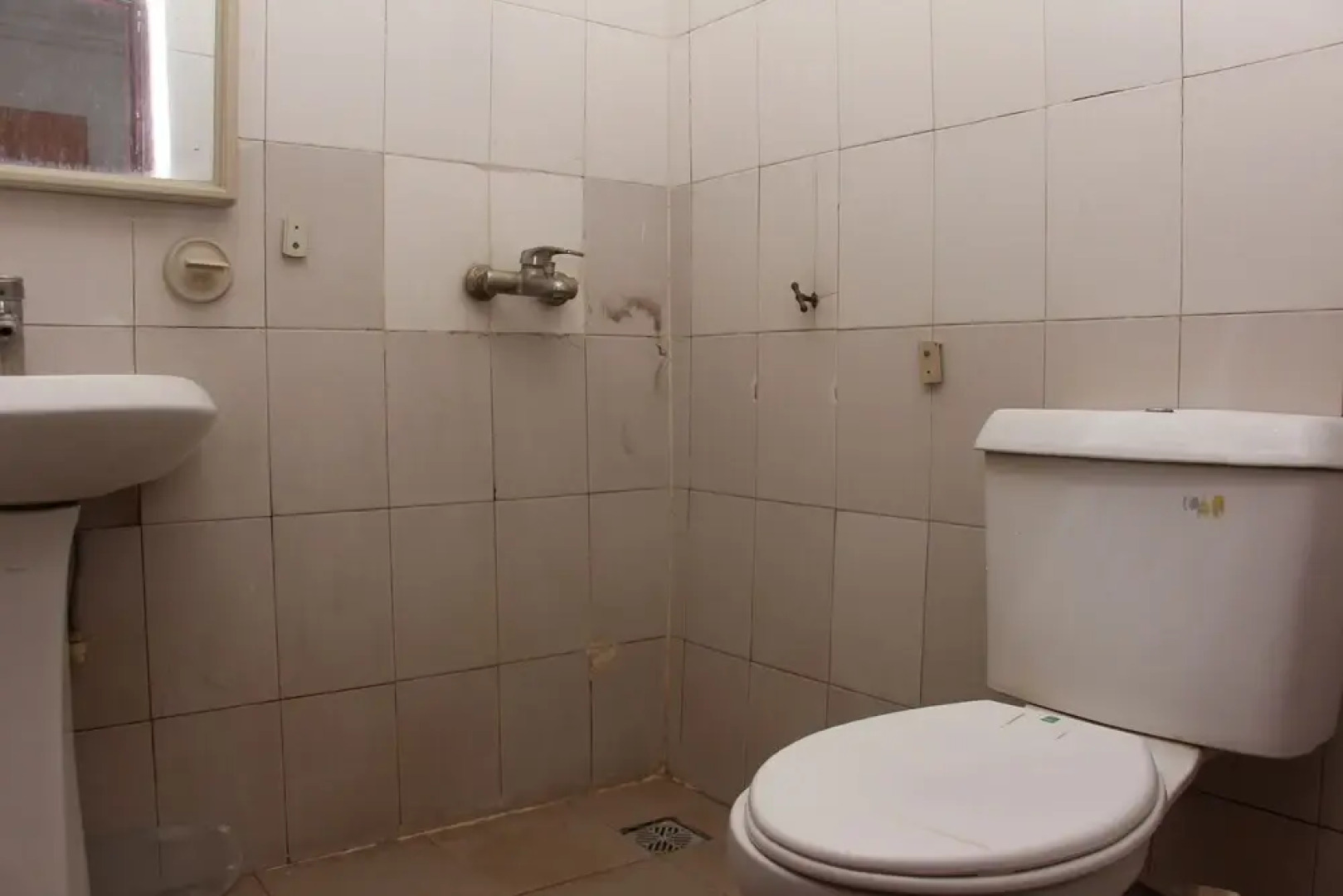 Halims Hotel & Towers