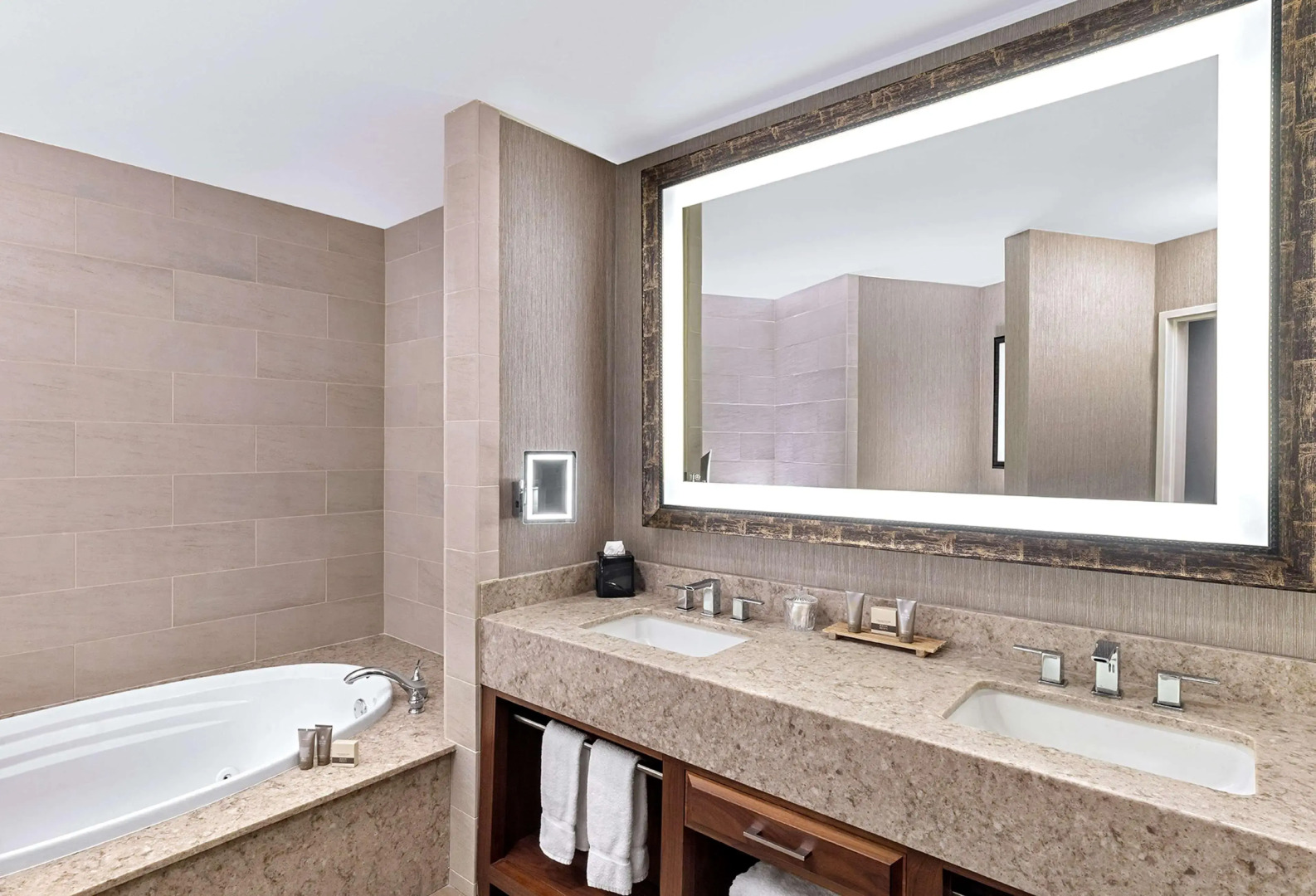 The Woodlands Resort, Curio Collection by Hilton