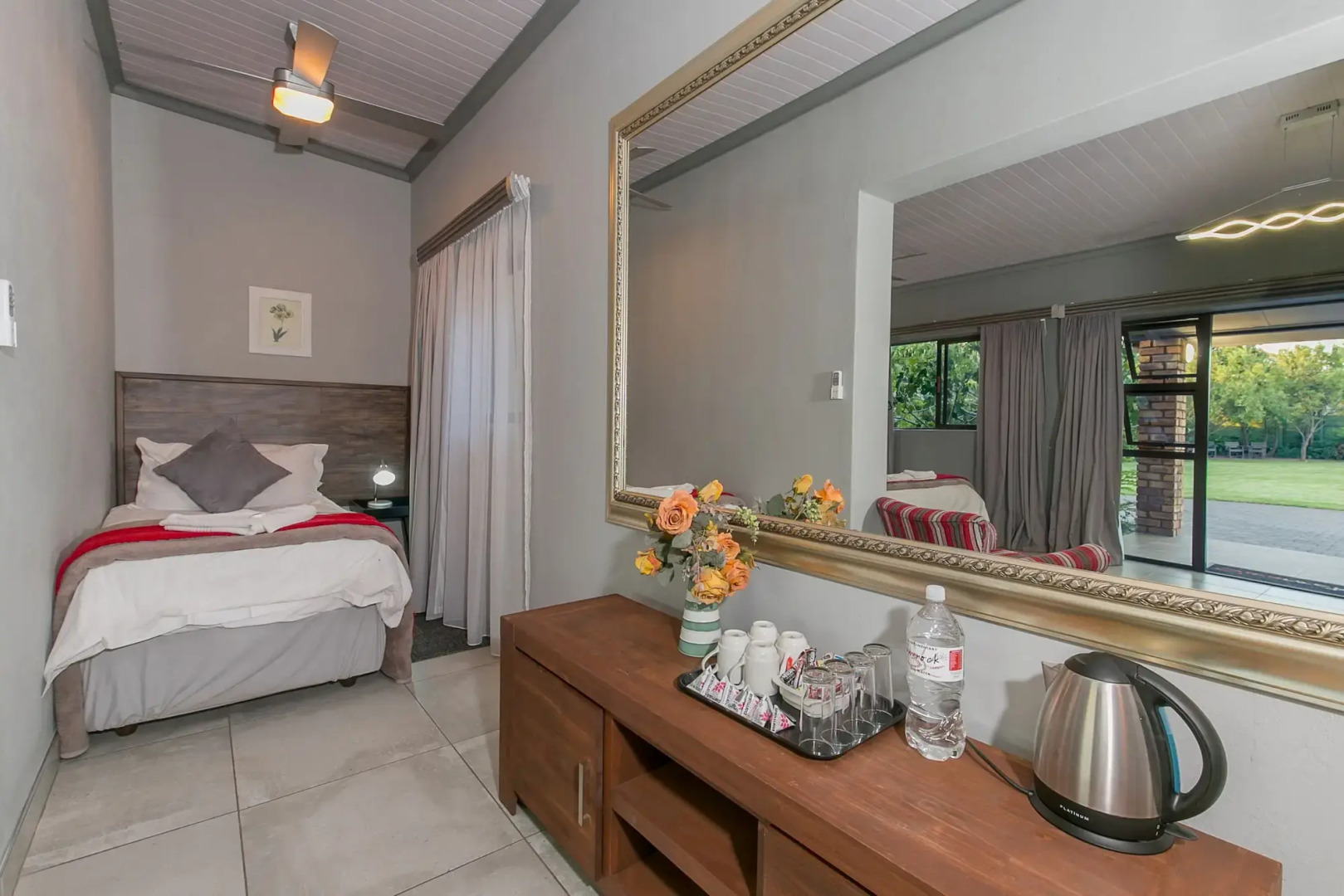 Sunrock Guesthouse
