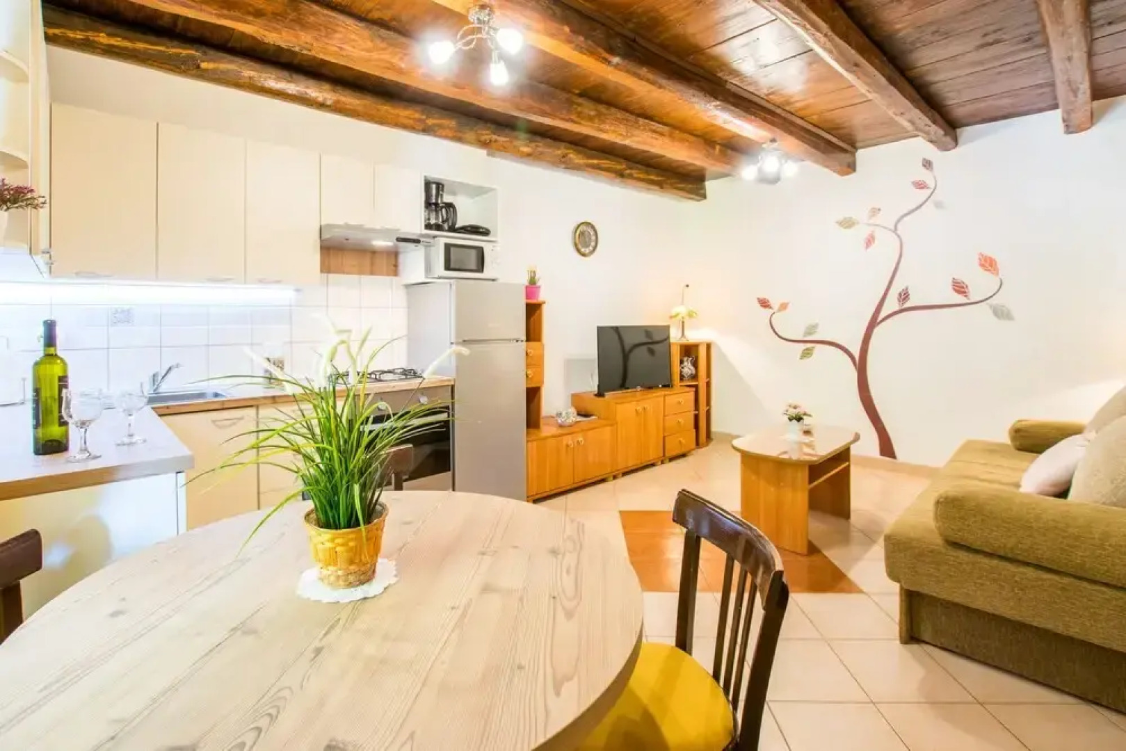 Pleasant 4 person apartment Ana