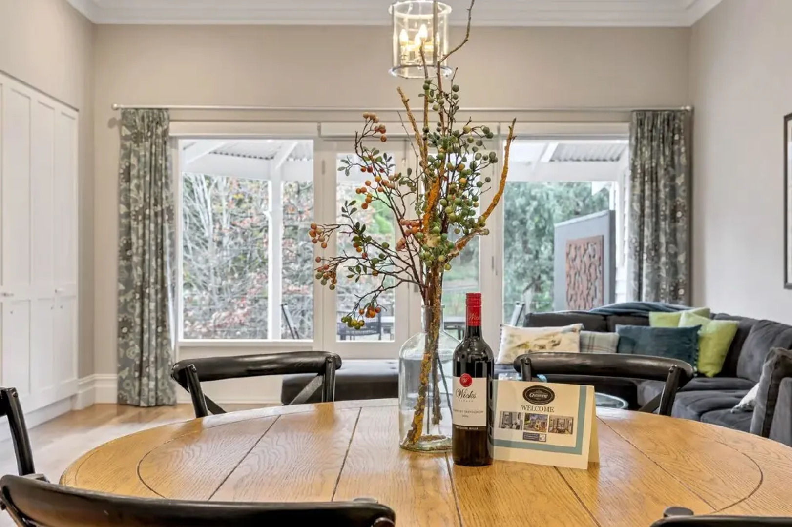 Grandview Accommodation - The Elm Tree Apartments