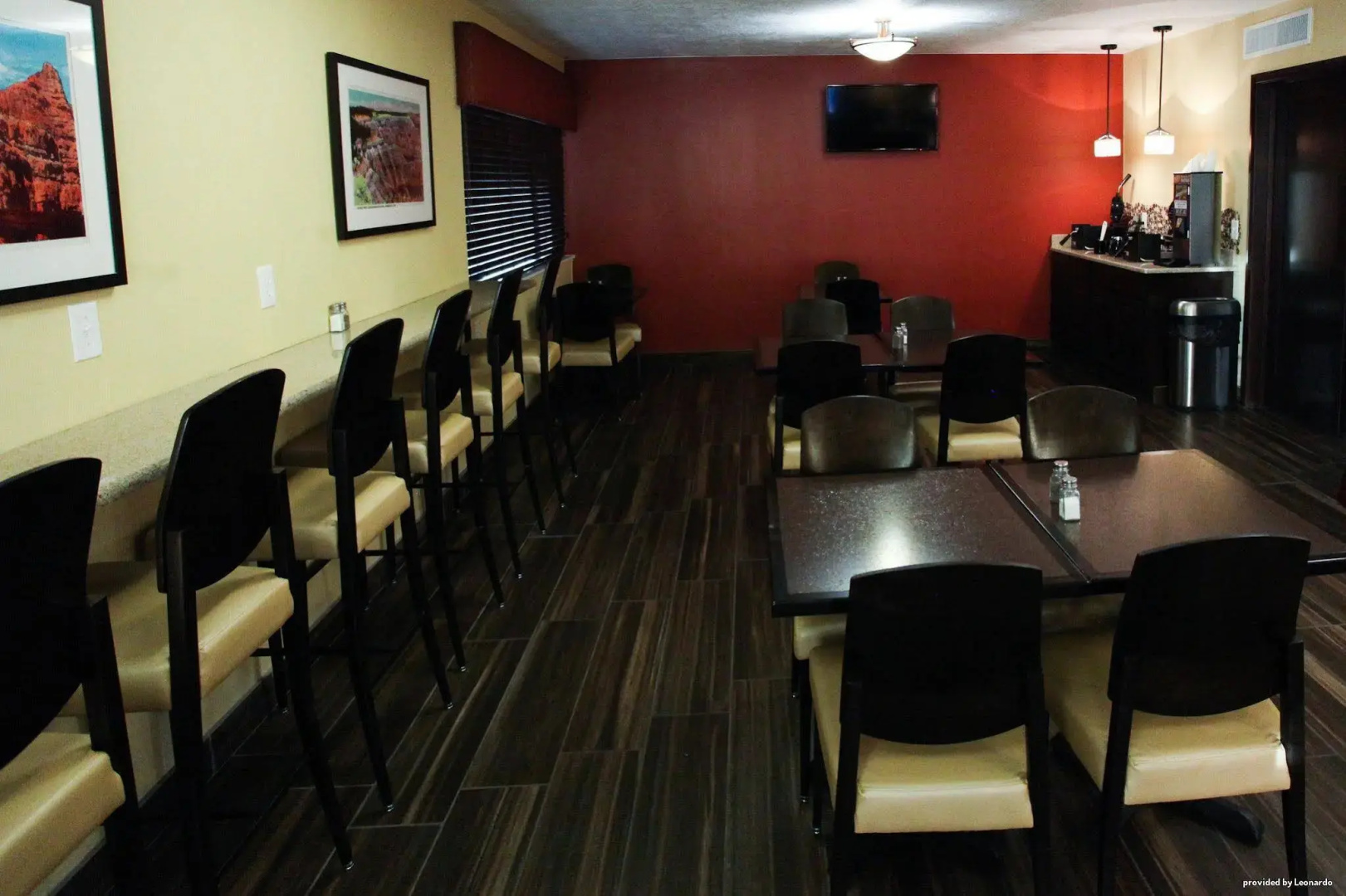 Best Western El Rey Inn Suites