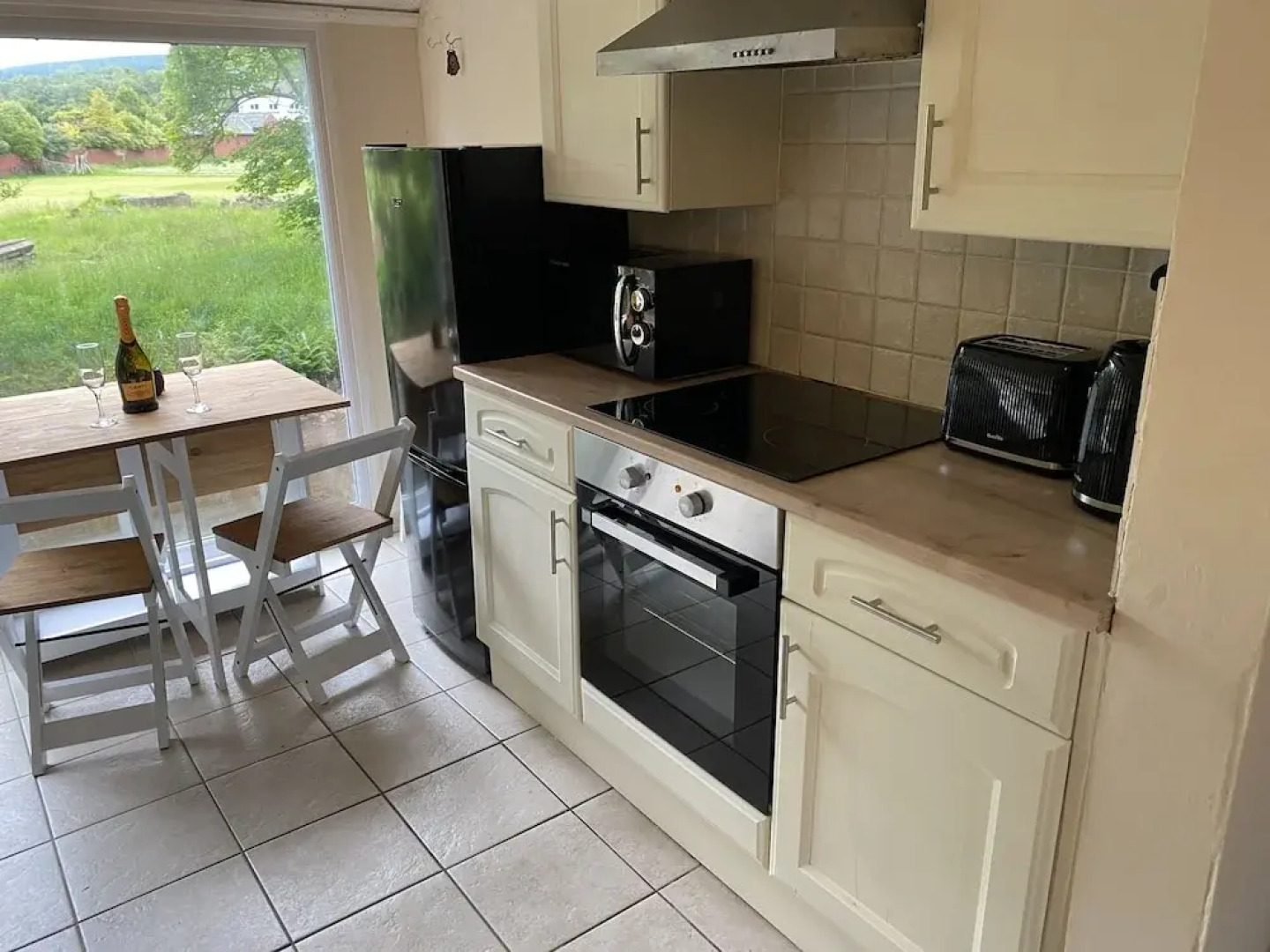 Riverbank Cottage Lake District, Double Balcony