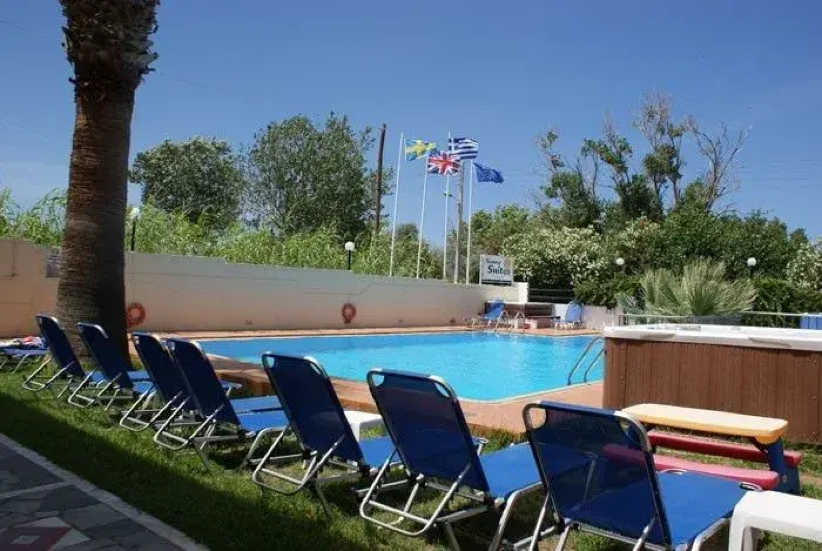 Sunny Suites Apartments